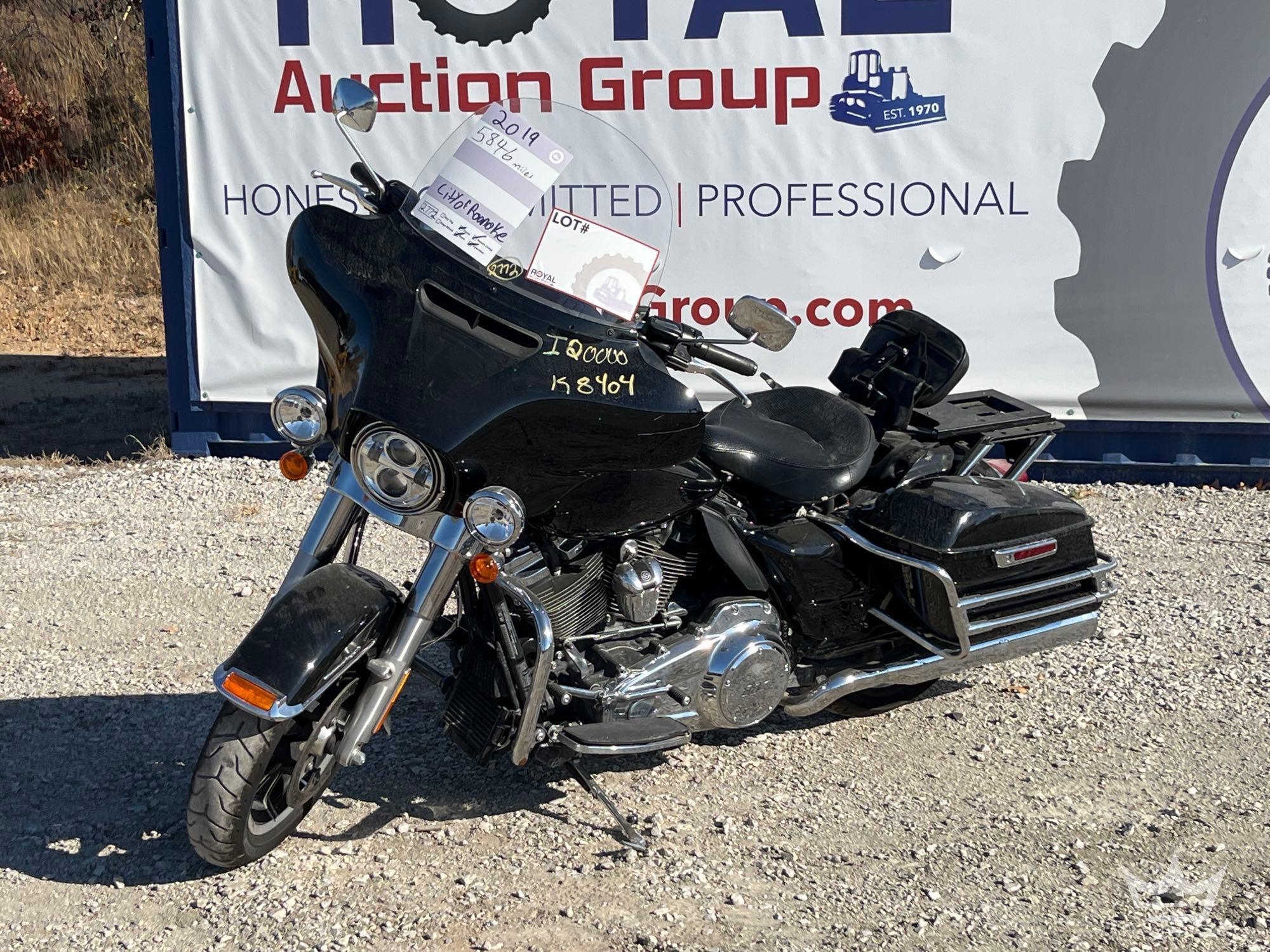 2019 Harley-Davidson FLHTP Police Electra Glide Motorcycle (A55973)