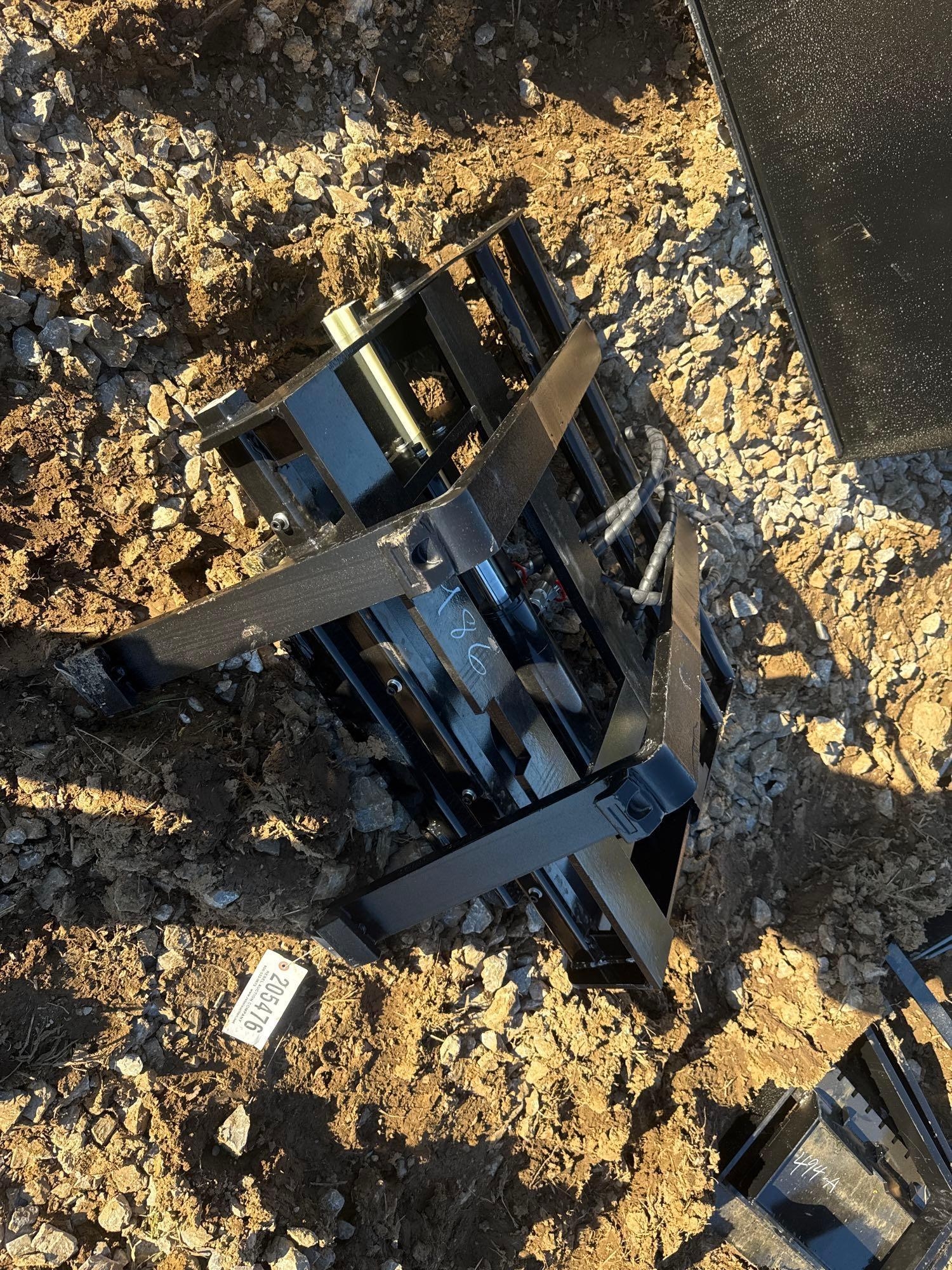 UNUSED FUTURE FT-CYHC HYD MINI PALLET FORKS (A52706)