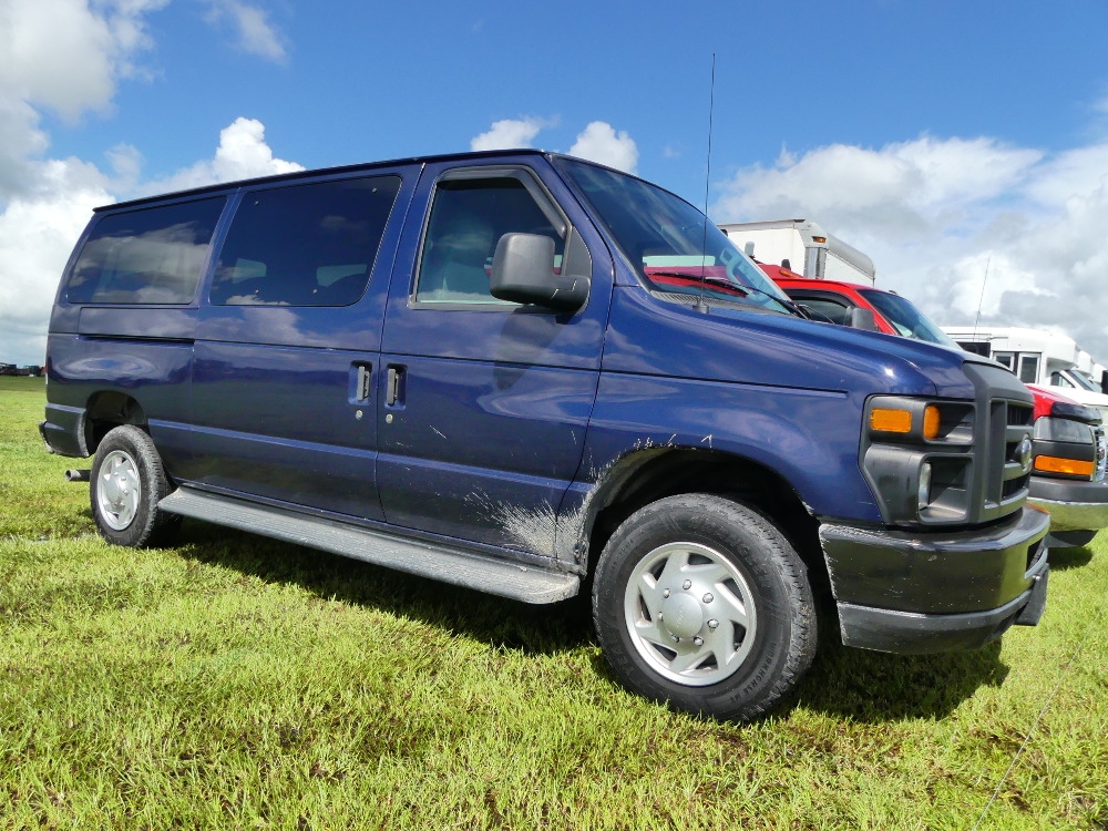 2009 Ford E-350XL (A53314)