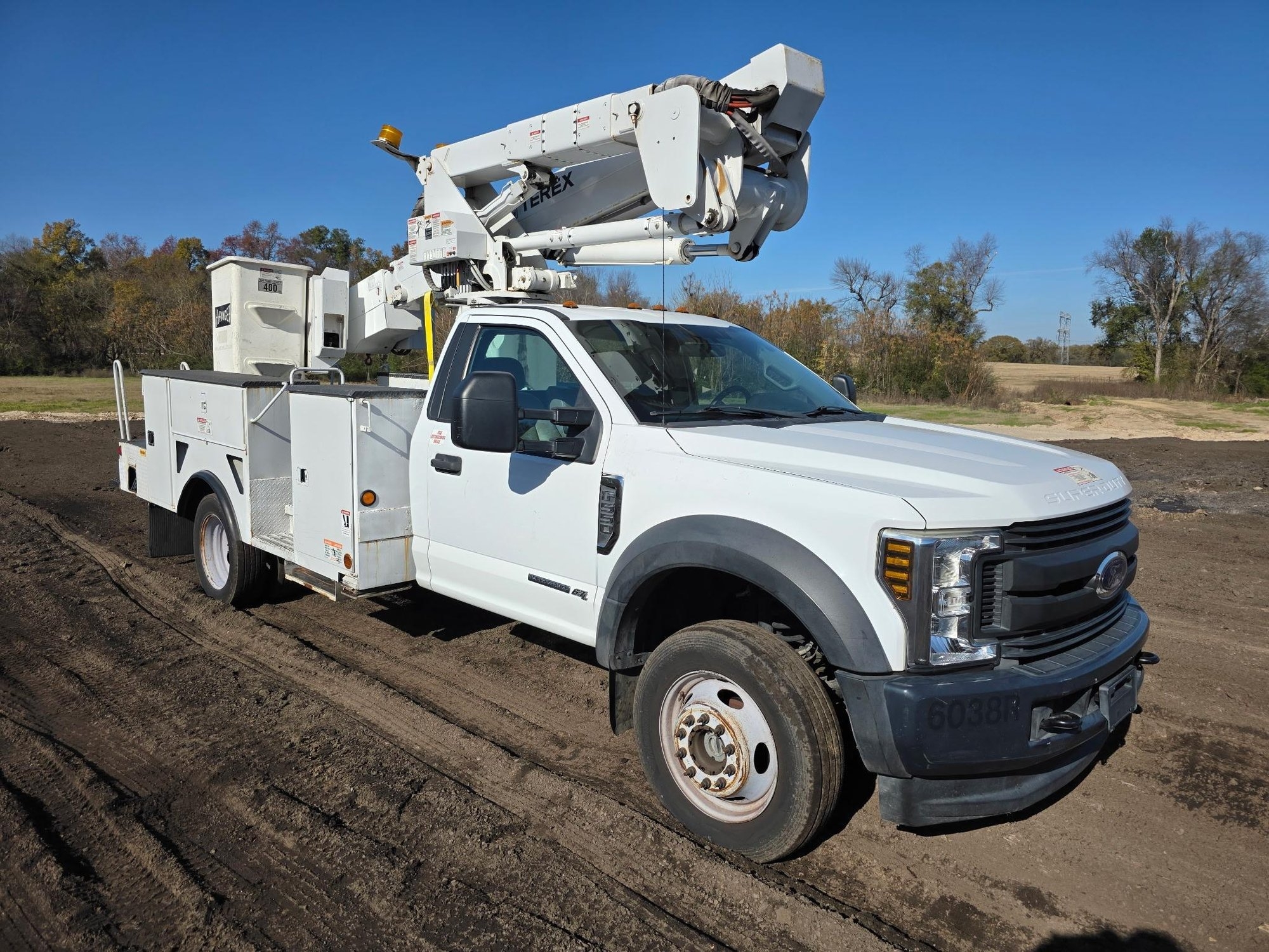 2018 F550 Bucket Truck (A63689)