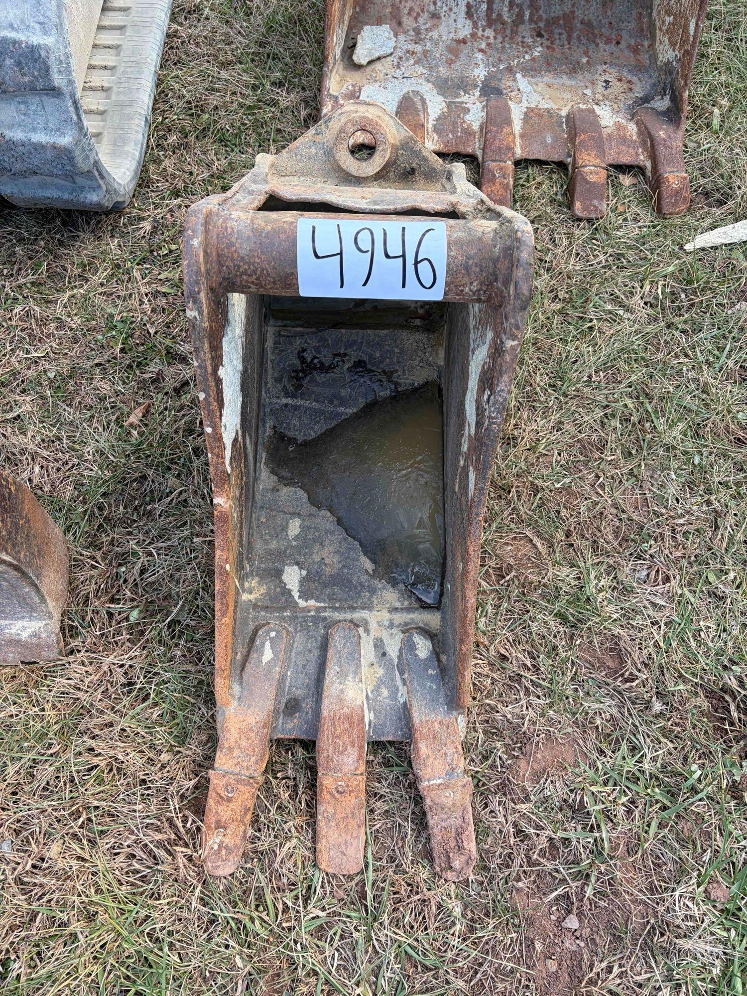 12" Wainroy Quick Coupler Tooth Bucket (A55272)