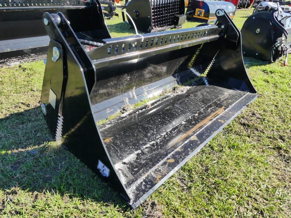 Giyi 72" 4-N-1 Bucket (A57149)