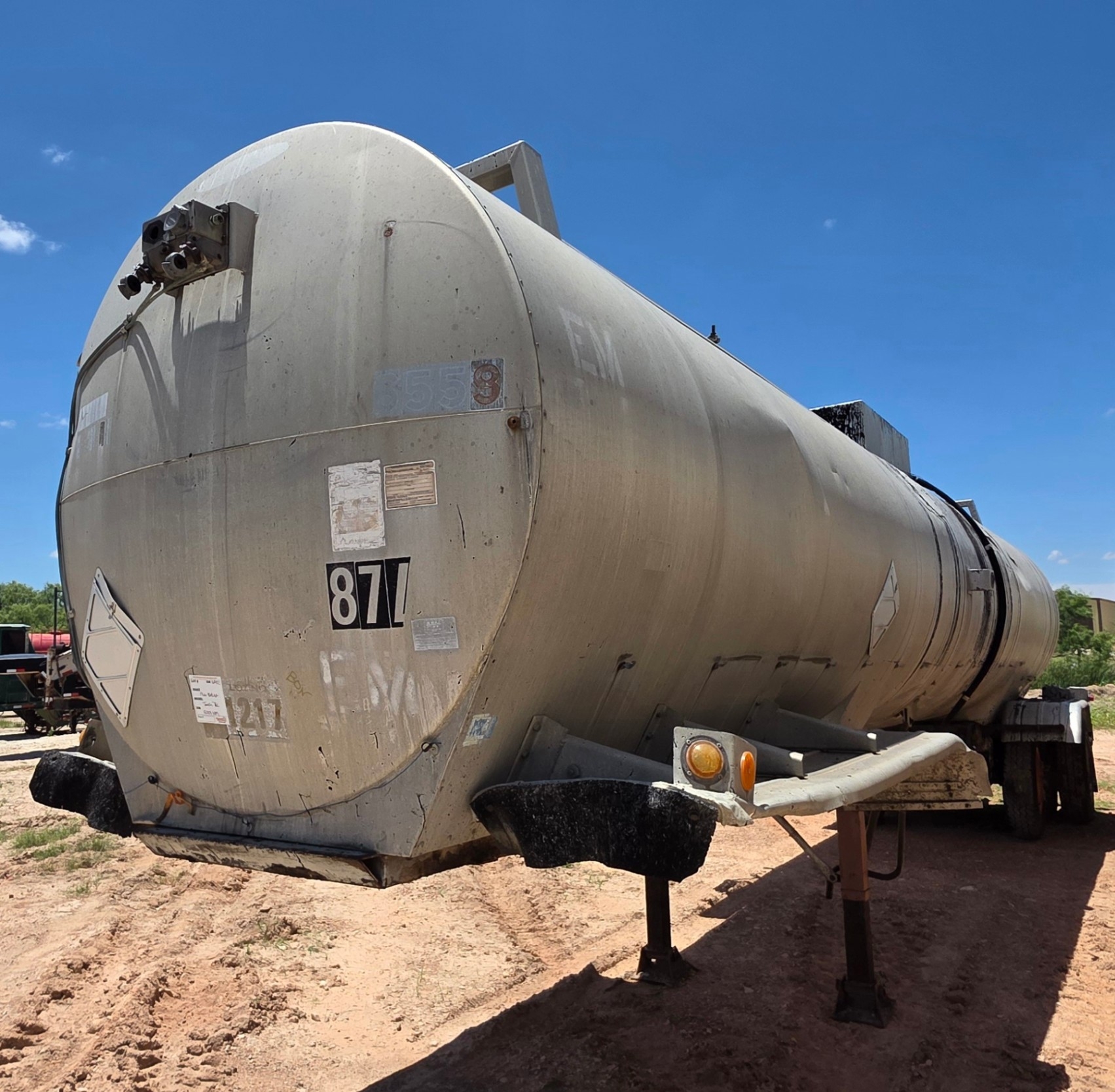 1966 BUTLER TANKER TRAILER (A48992)