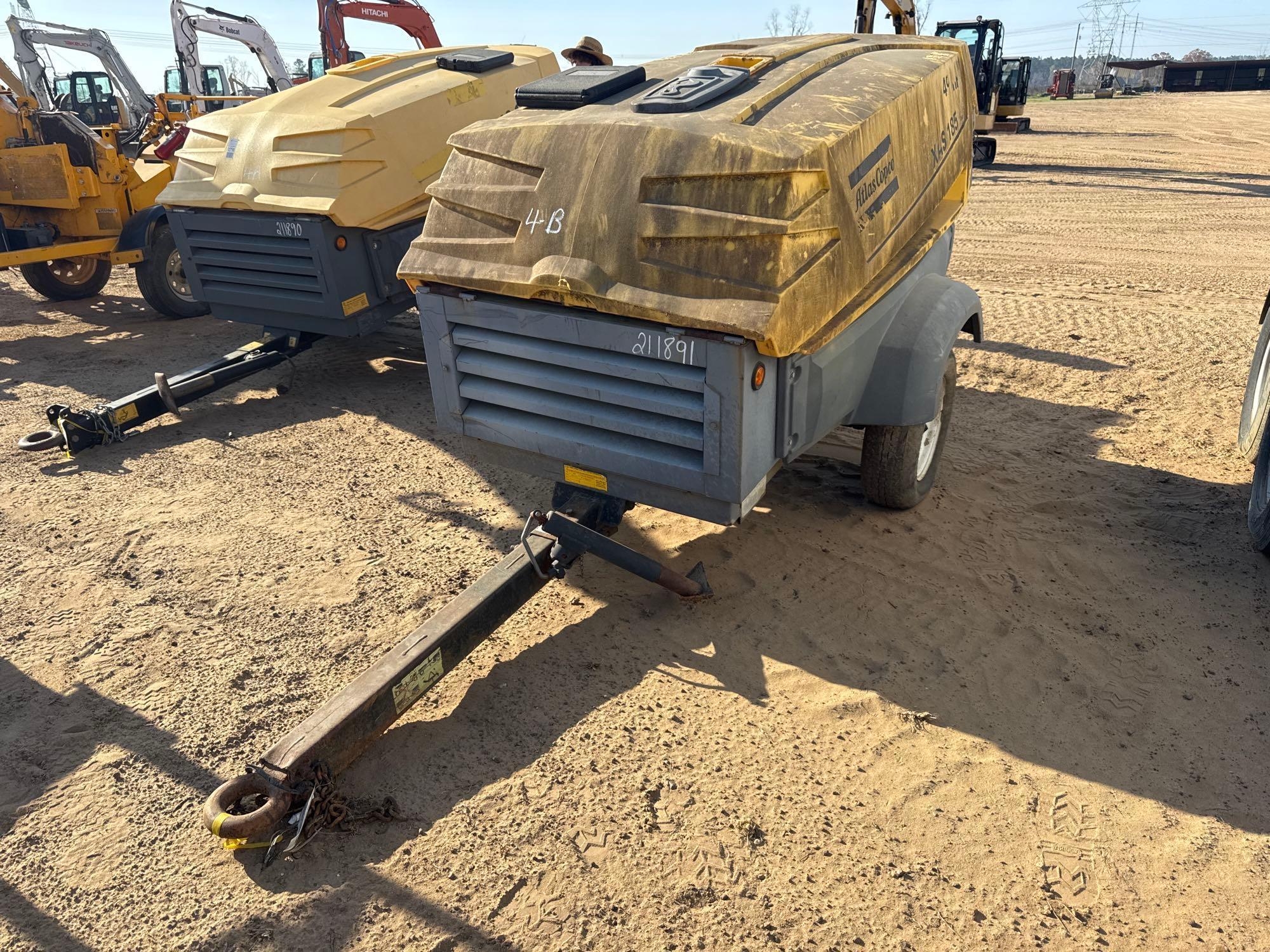 2010 ATLAS COPCO XAS 185 PORTABLE AIR COMPRESSOR (A64279)