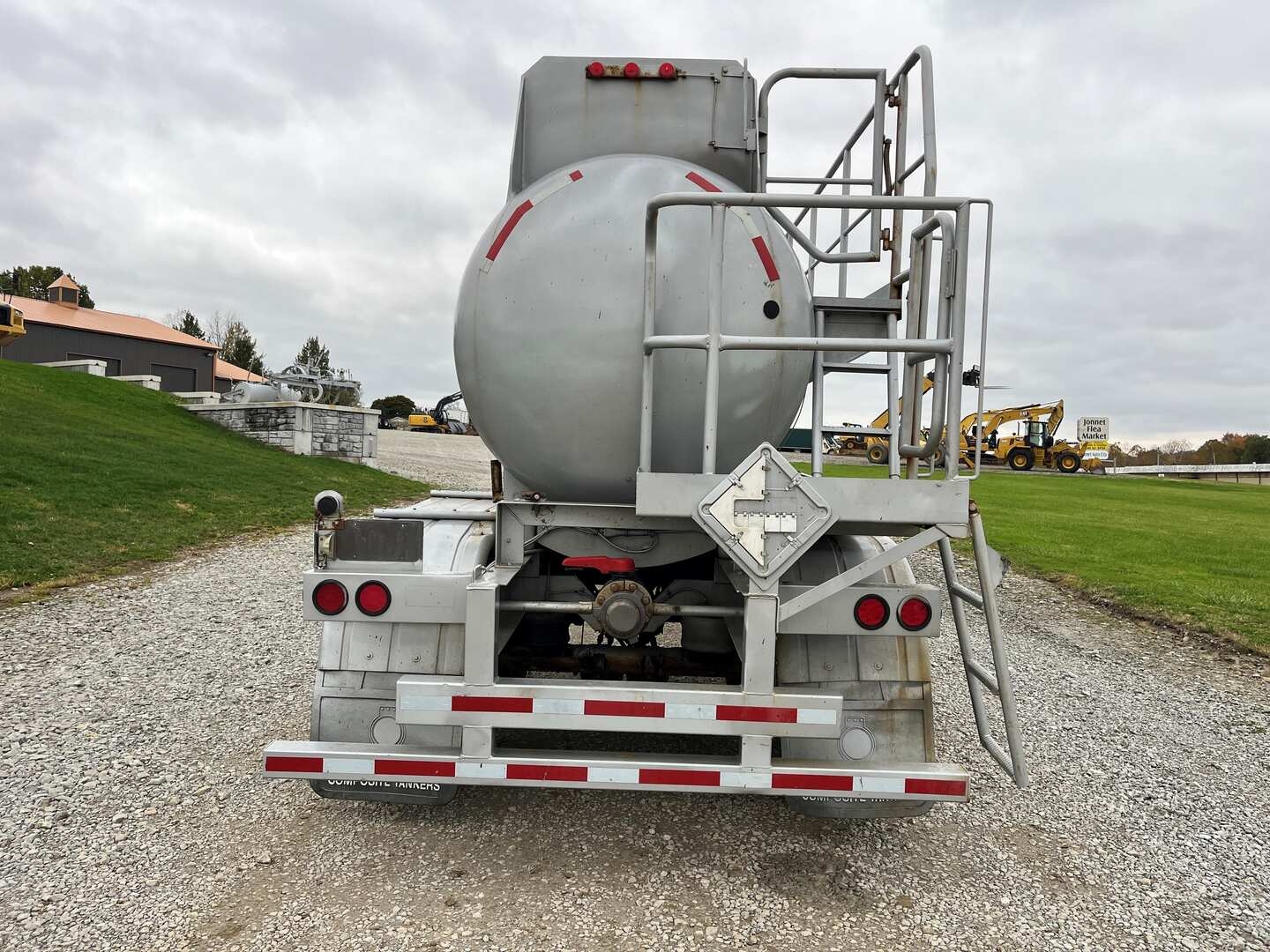 2012 COMPTANK ACID TRANSPORT TRAILER (A55745)