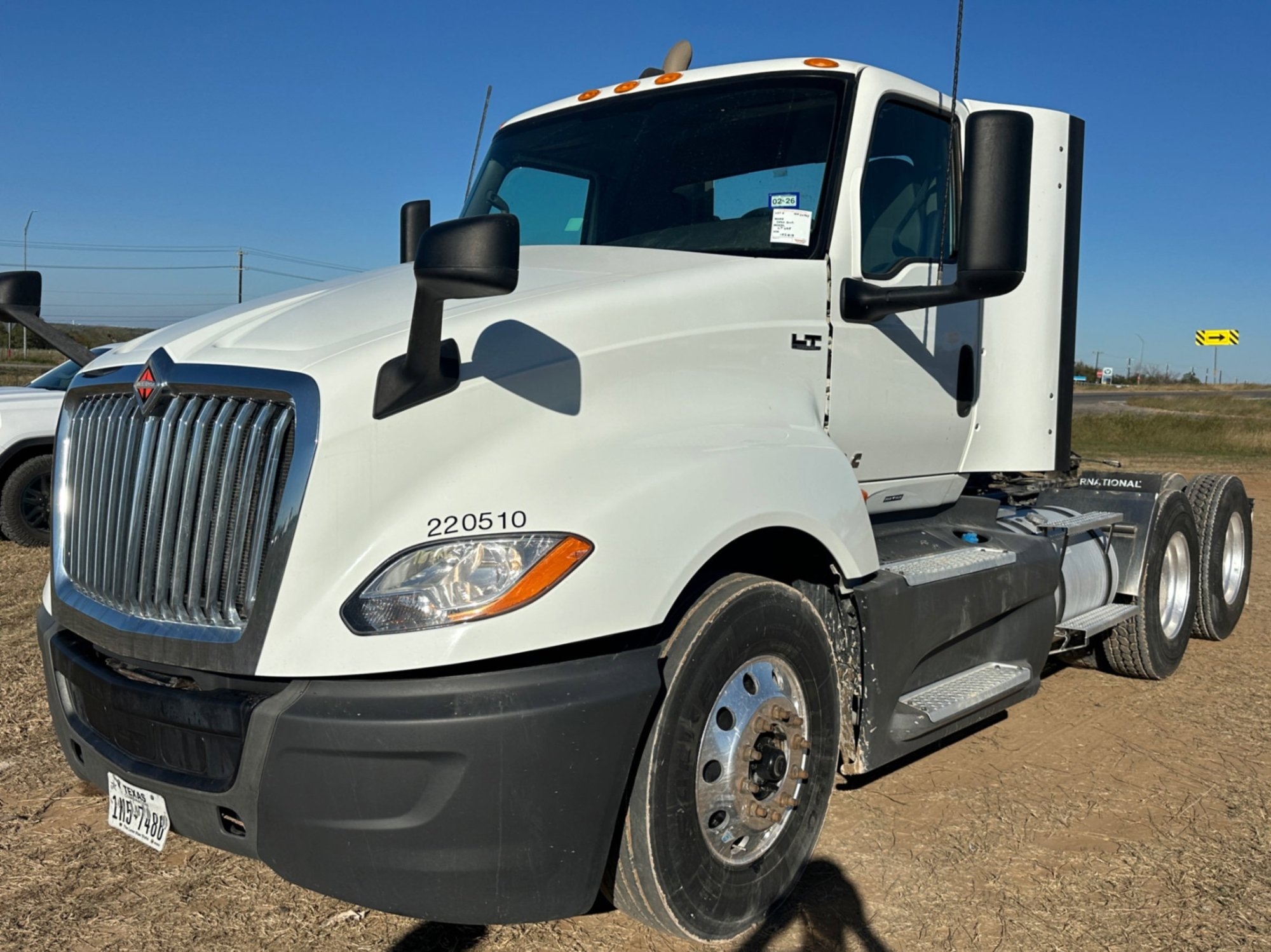 2020 INTERNATIONAL LT625 (A58214)