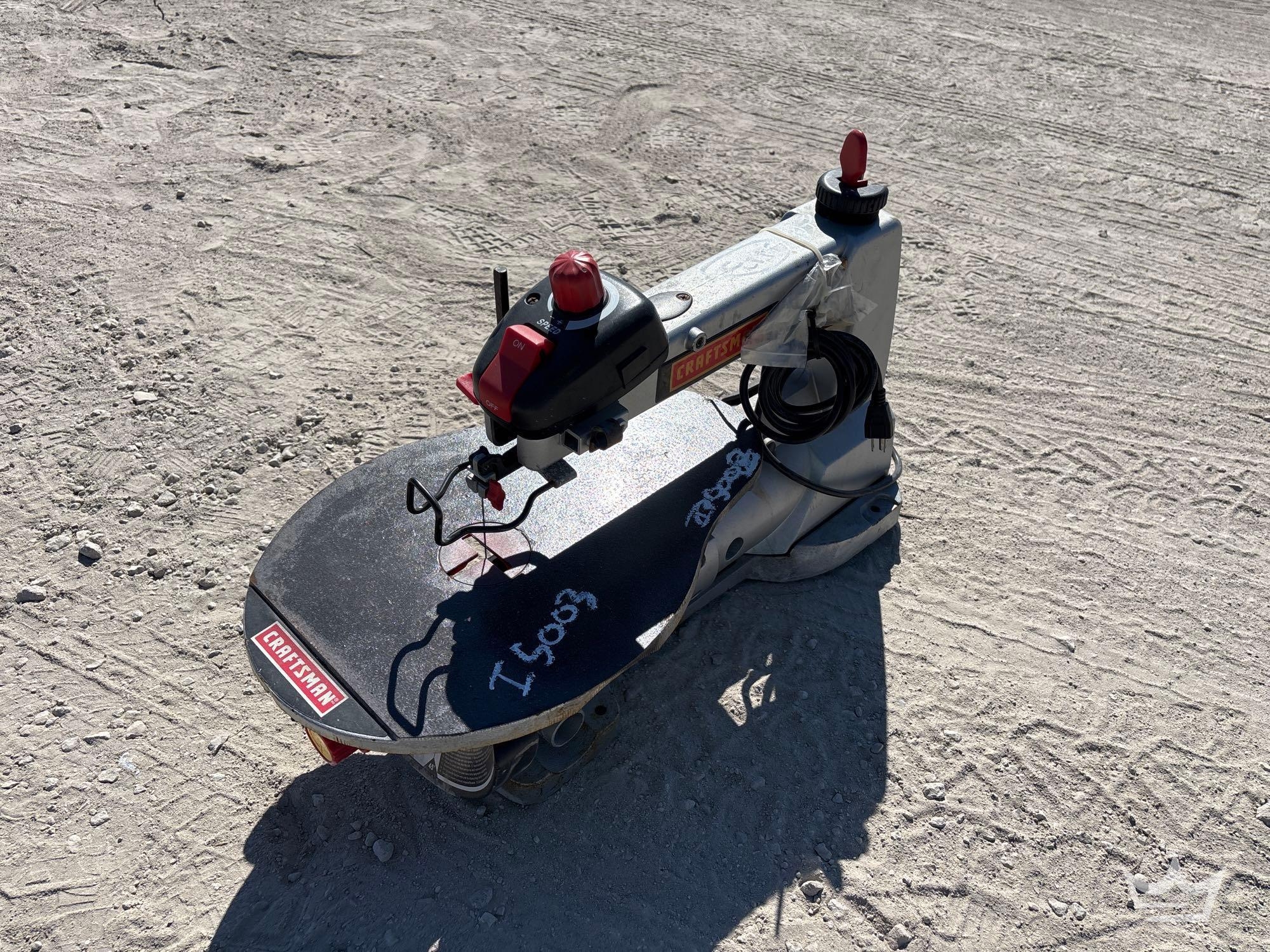 Craftsman 16in Variable Speed Scroll Saw (A64553)