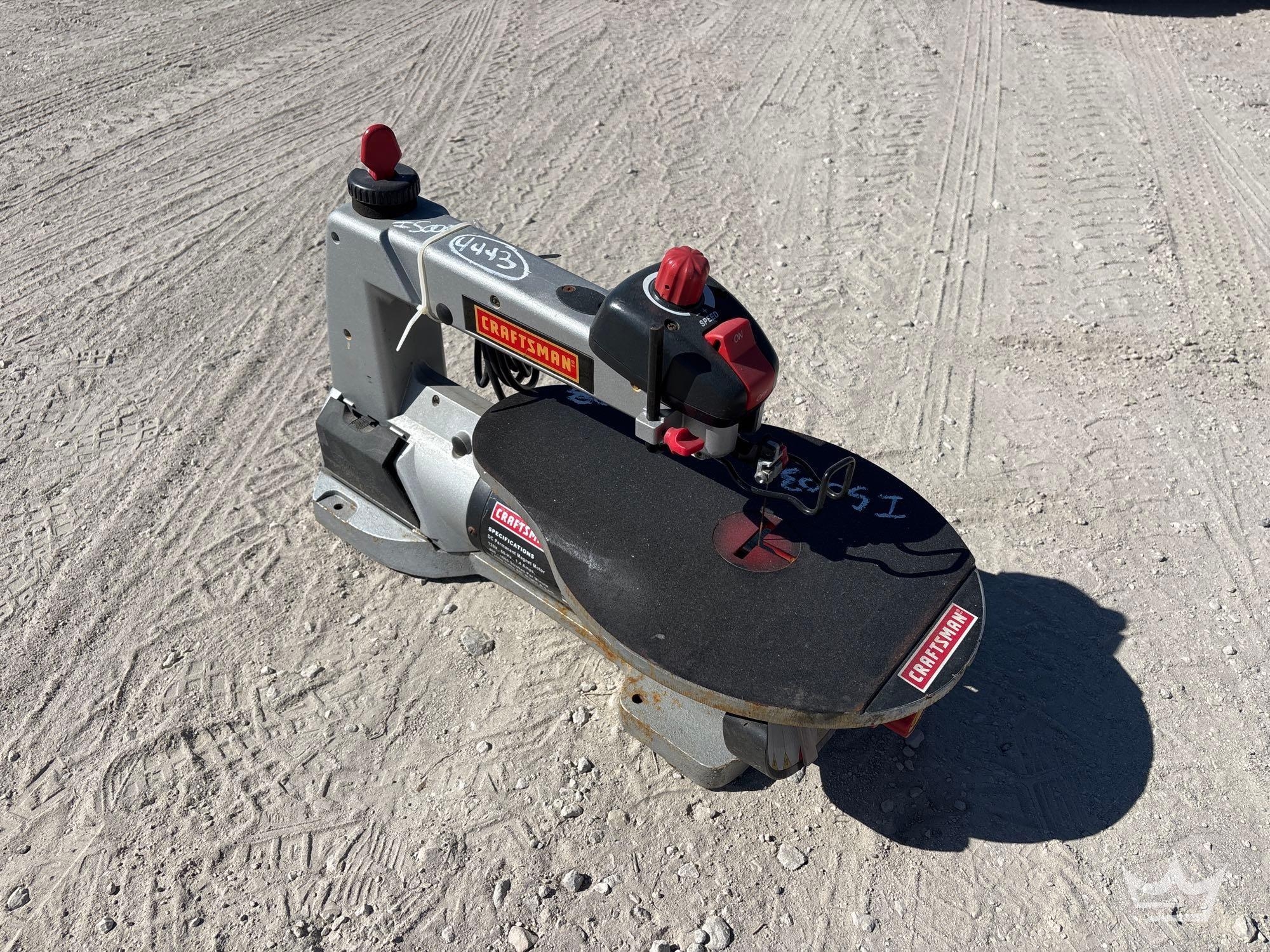 Craftsman 16in Variable Speed Scroll Saw (A64553)