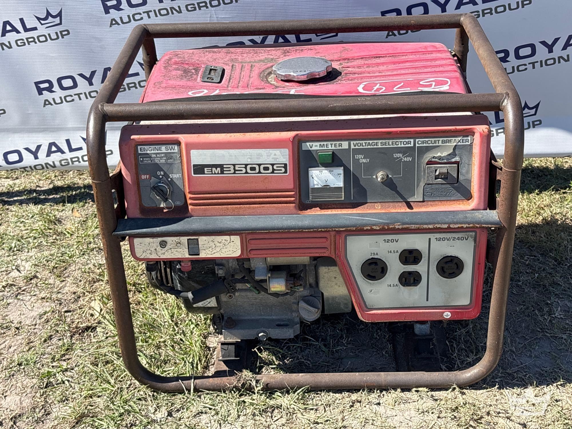 Honda EM3500S Portable Gasoline Generator (A59228)
