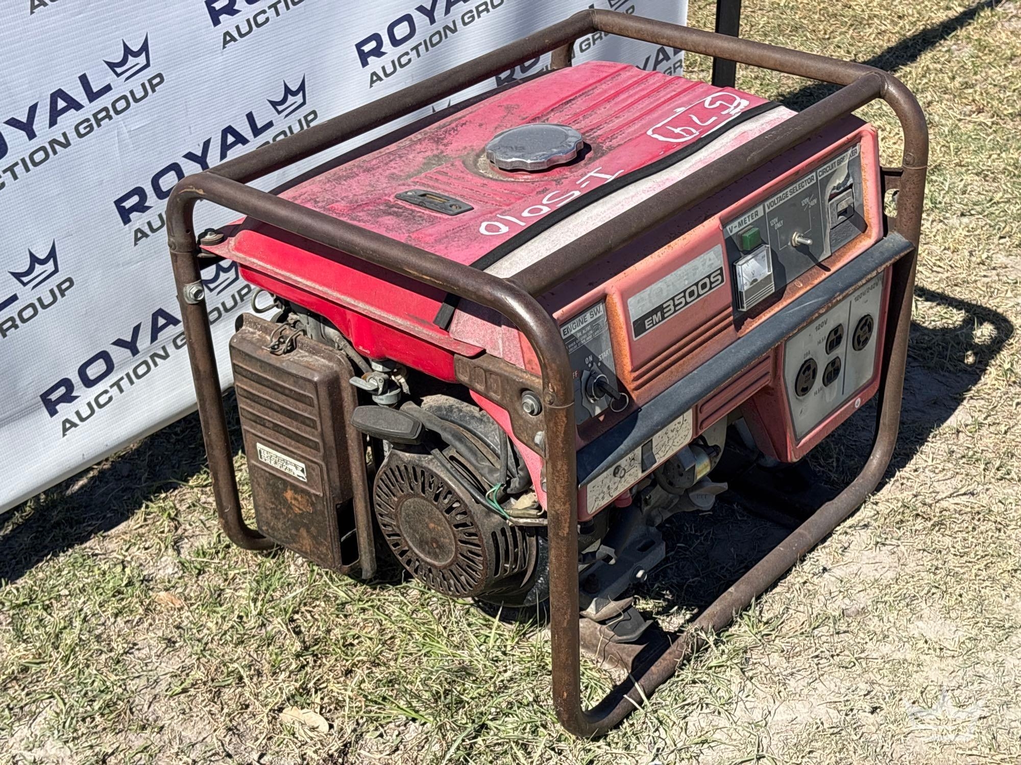Honda EM3500S Portable Gasoline Generator (A59228)