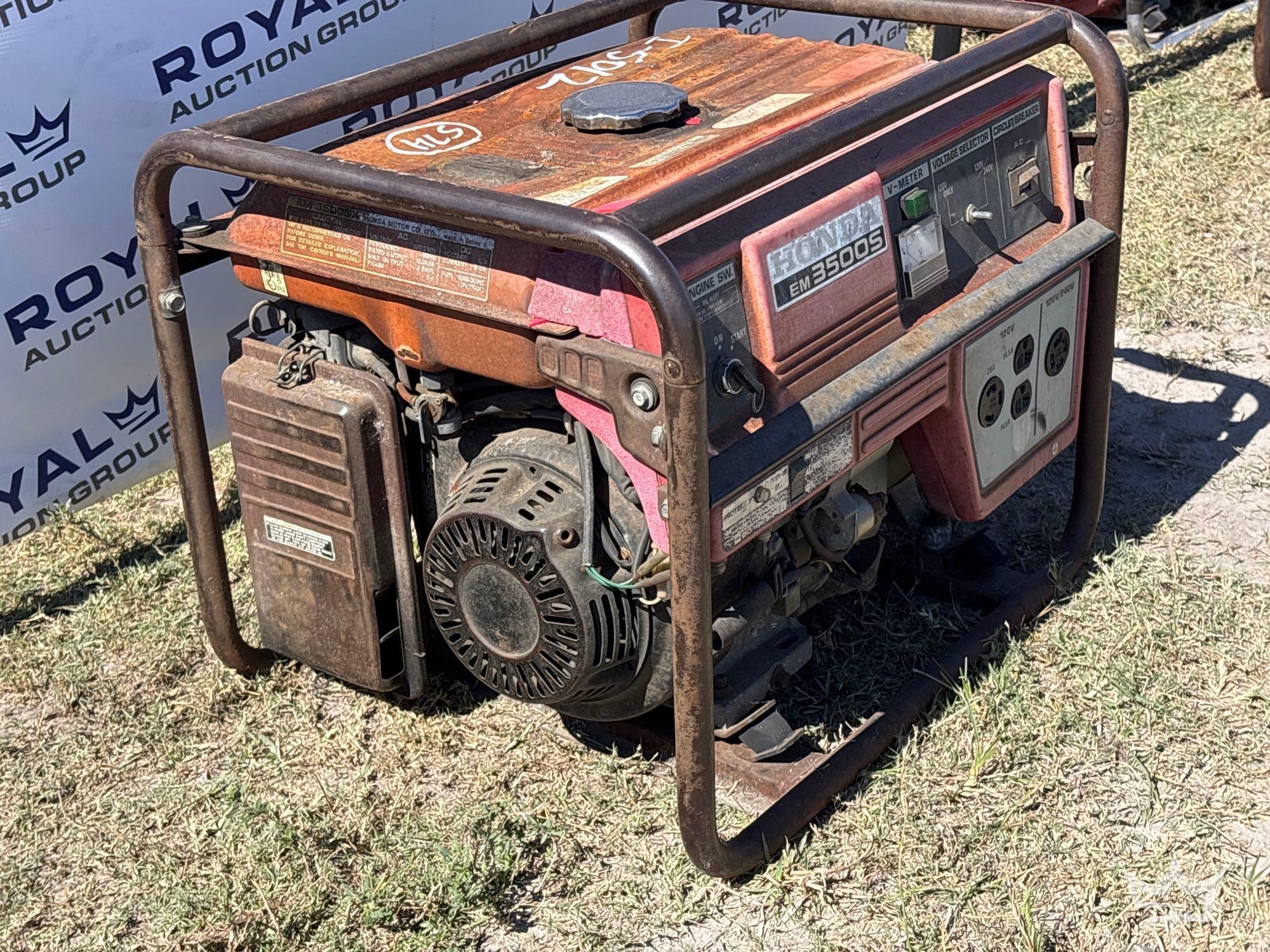 Honda EM3500S Portable Gasoline Generator (A59228)