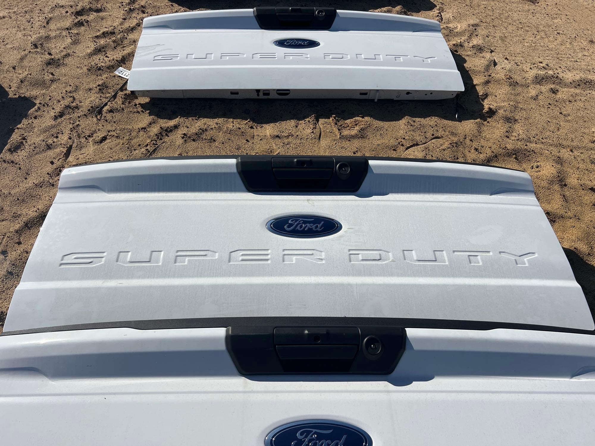 FORD TAIL GATE (A51406)