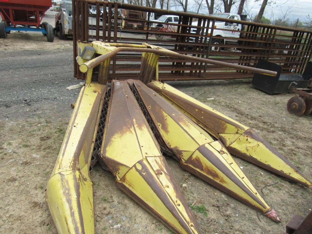 New Holland 3 Row Corn Head (A49251)
