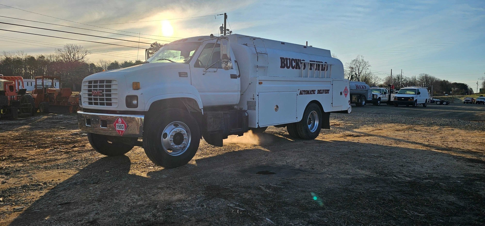 2001 GMC C7500 Fuel Truck (A62613)