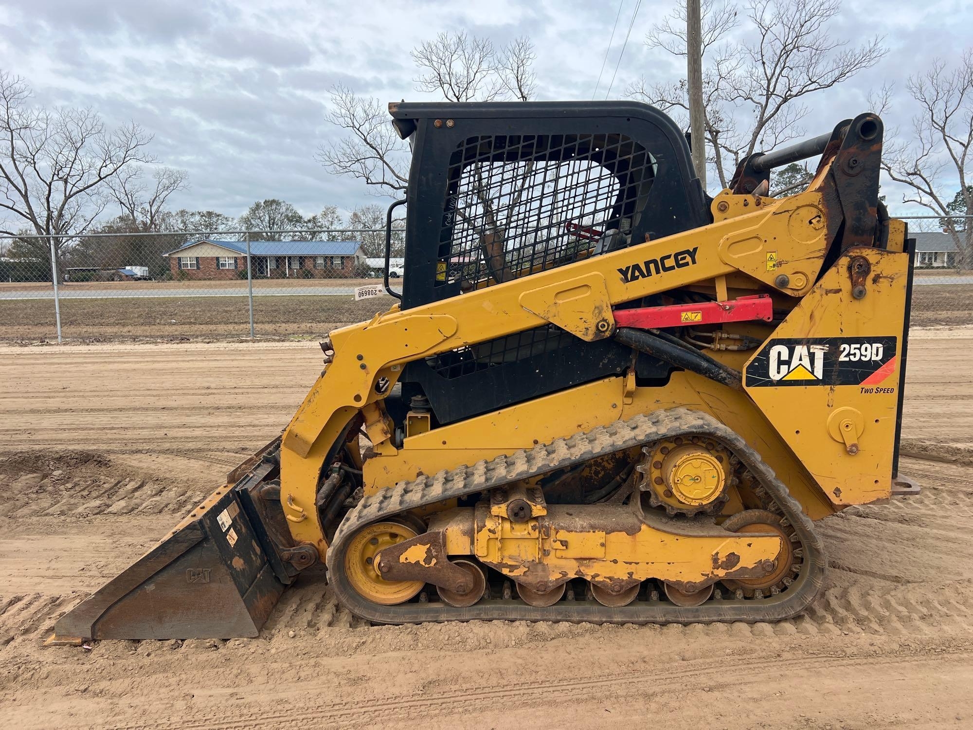 2018 CATERPILLAR 259D SKID STEER (A60429)
