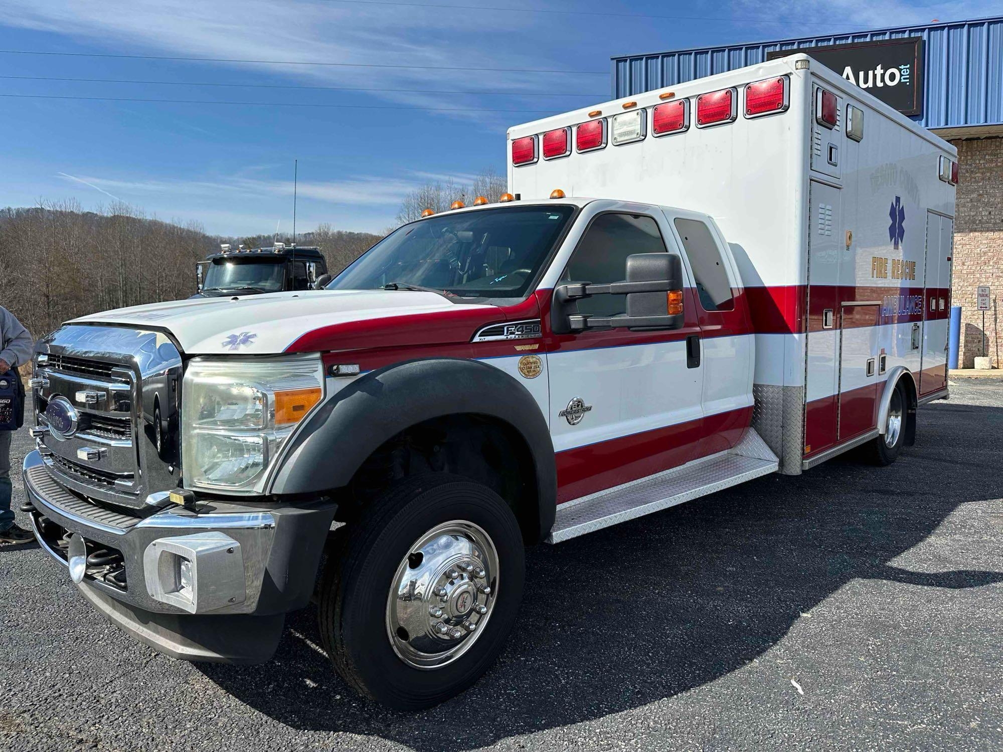 INOP/NON-RUNNING 2012 Ford F-450 Ambulance Truck, VIN # 1FD0X4GT2CEB23465 (A61165)
