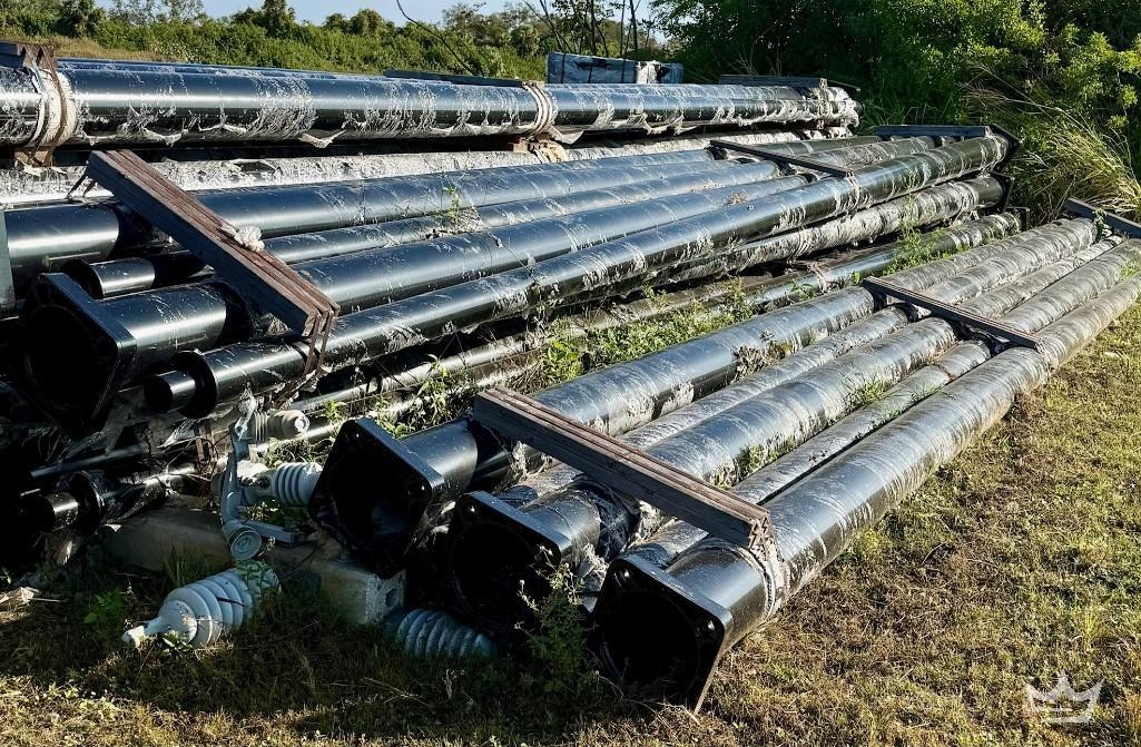 15 35ft. Commercial Black Metal Light Poles (A56858)