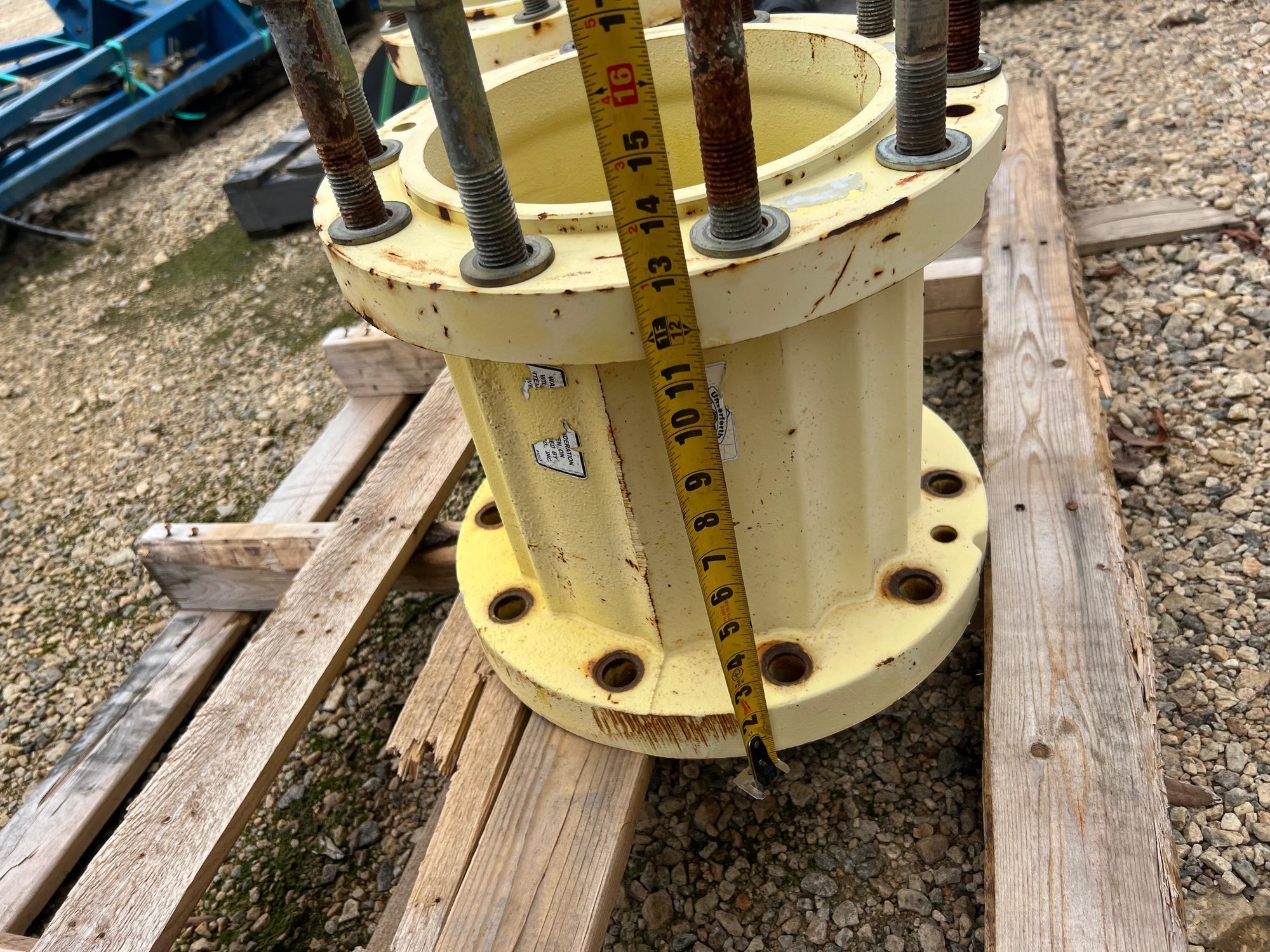 2012 JOHN DEERE 13-INCH REAR WHEEL SPACER FOR 10 BOLT HUB (A55315)