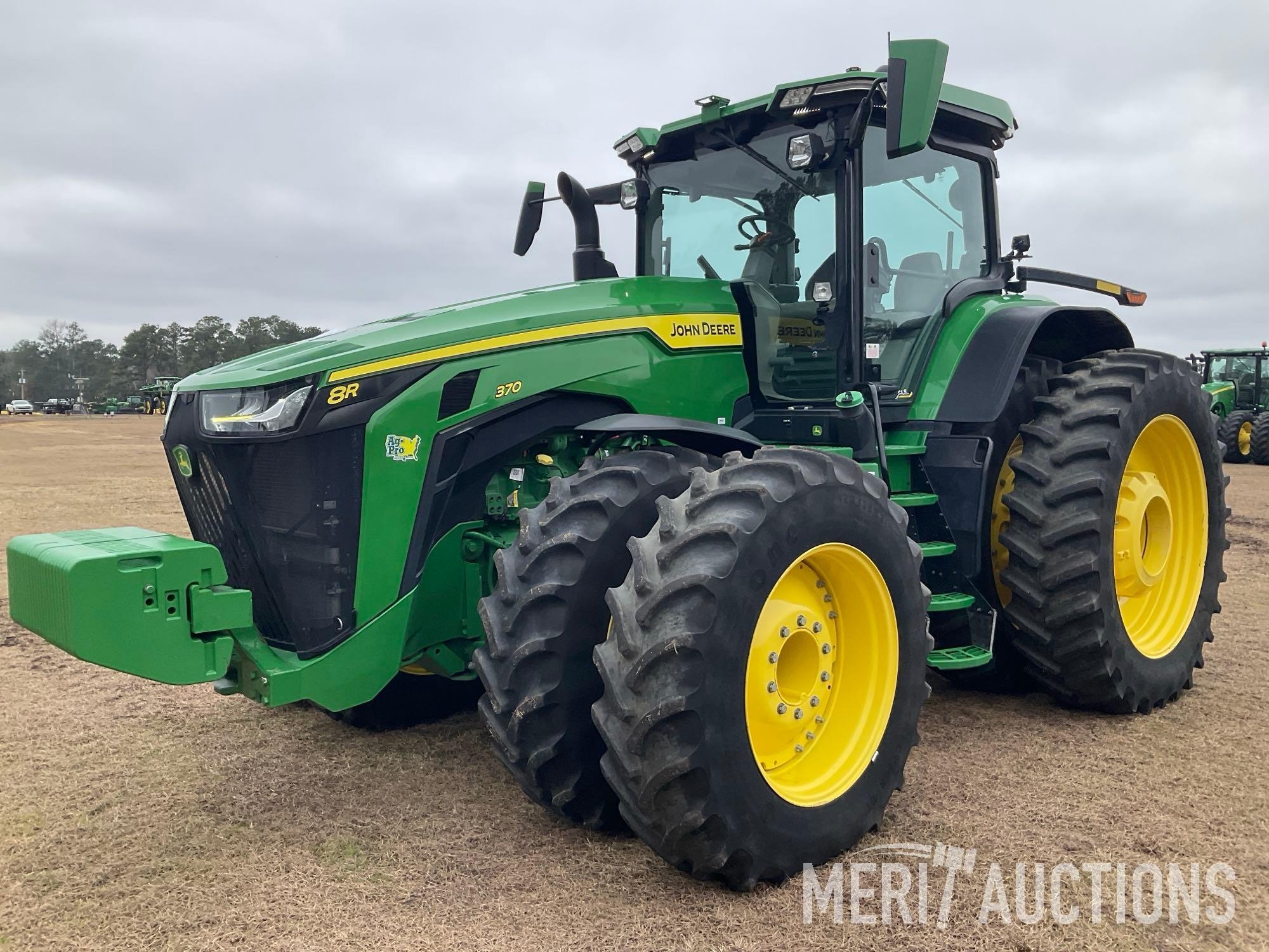 2023 John Deere 8R 370 Tractor (A63109)