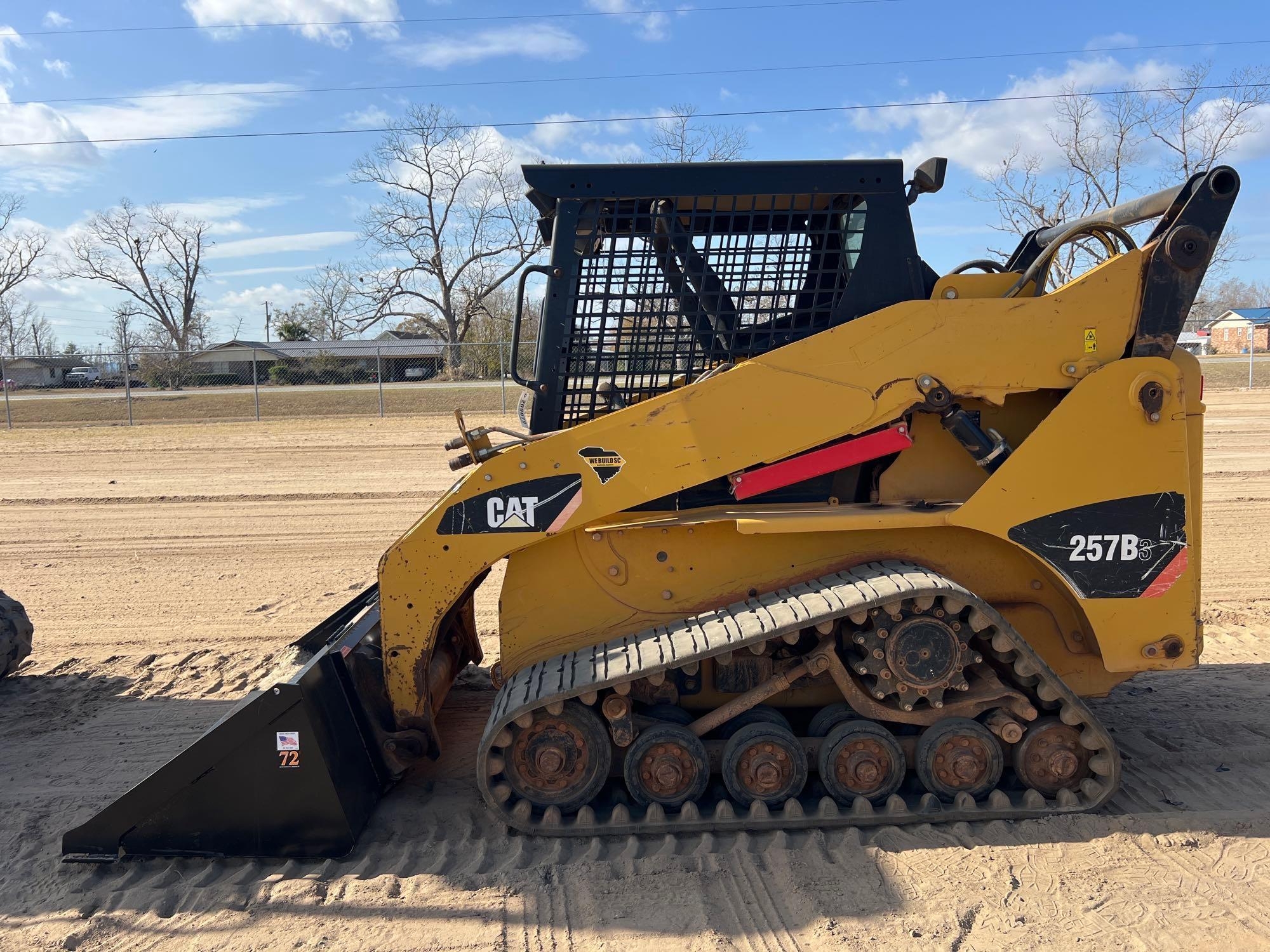 2012 CATERPILLAR 257B3 SKID STEER (A60429)