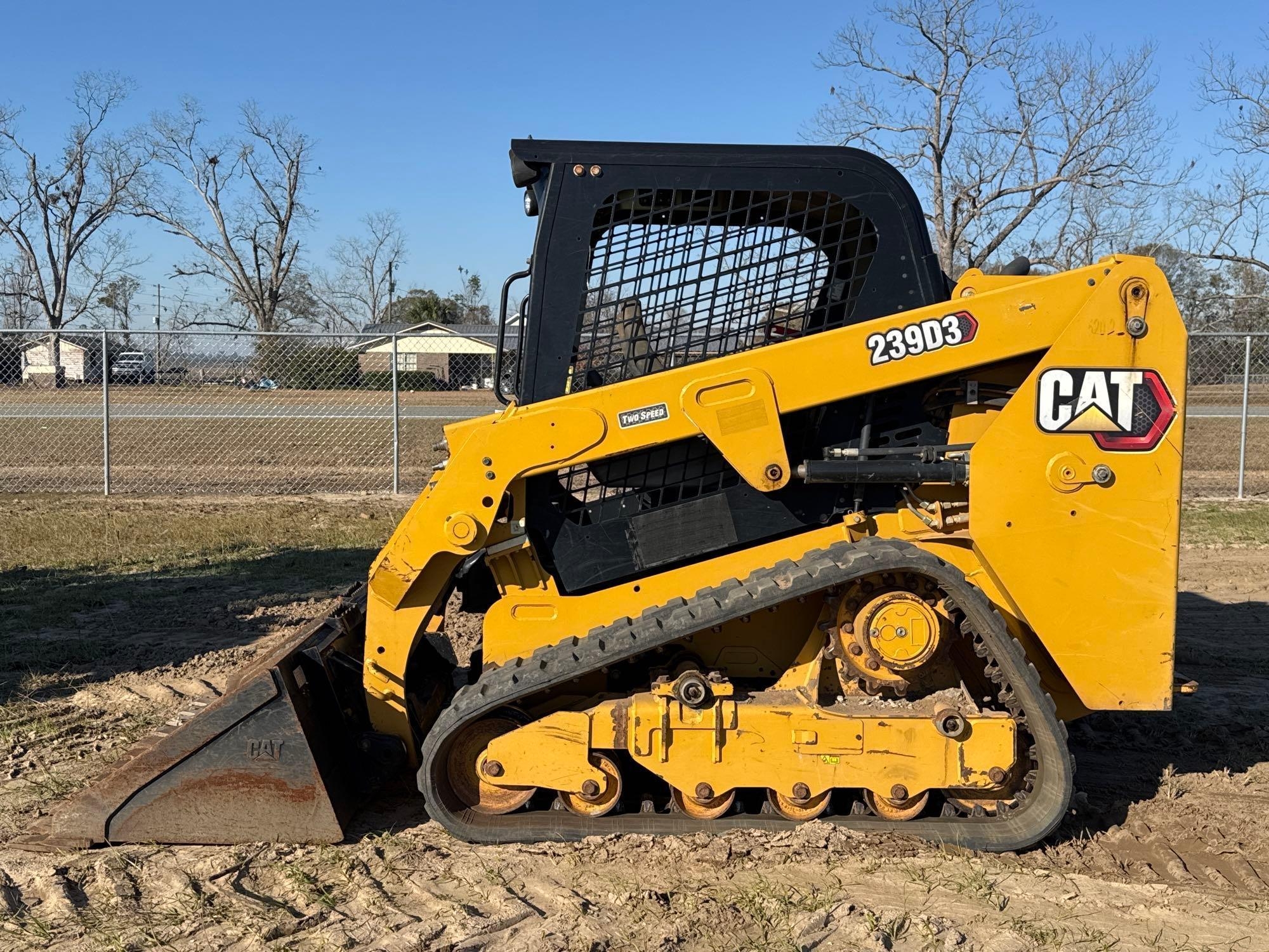 2019 CATERPILLAR 239D3 SKID STEER (A60429)