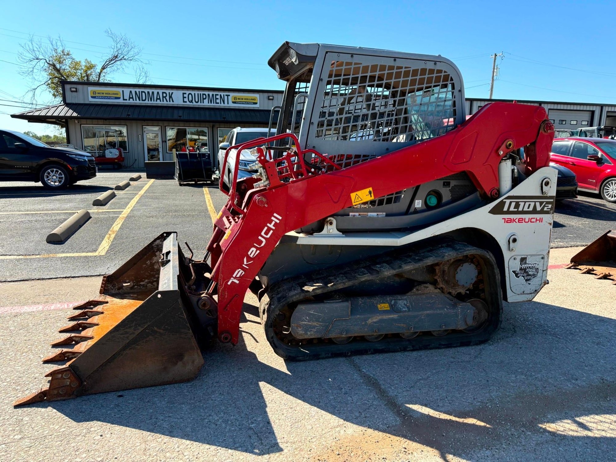 2021 Takeuchi TL10V2-2 Track Loader with 76in Tooth Bucket (A63689)