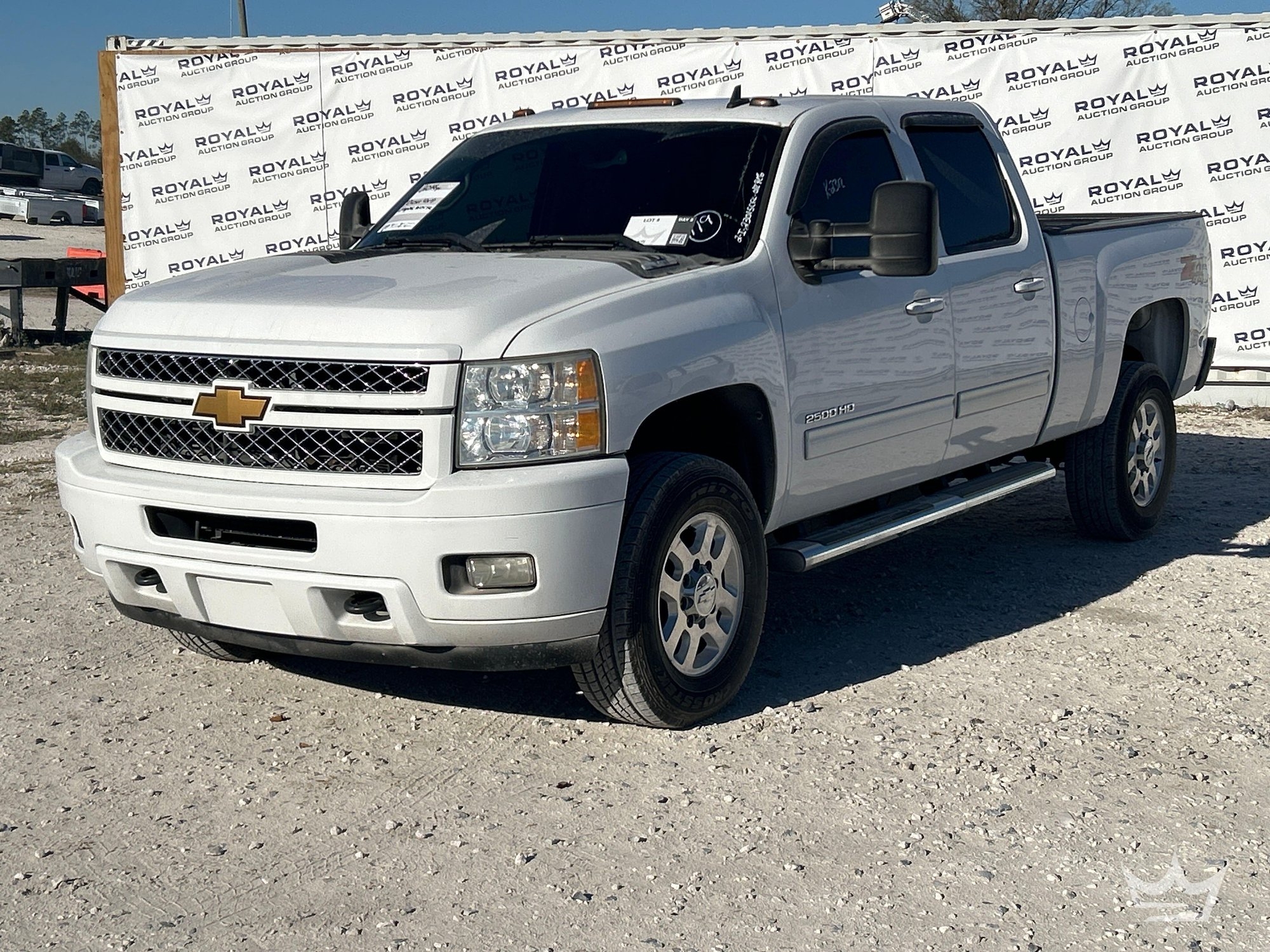 2014 Chevrolet Silverado 2500HD 4x4 Crew Cab Pickup Truck (A61568)