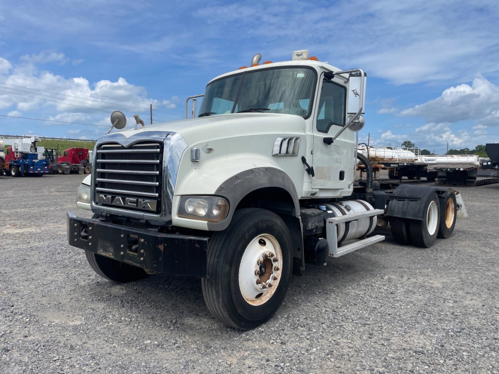 2015 MACK GU713 (A50854)