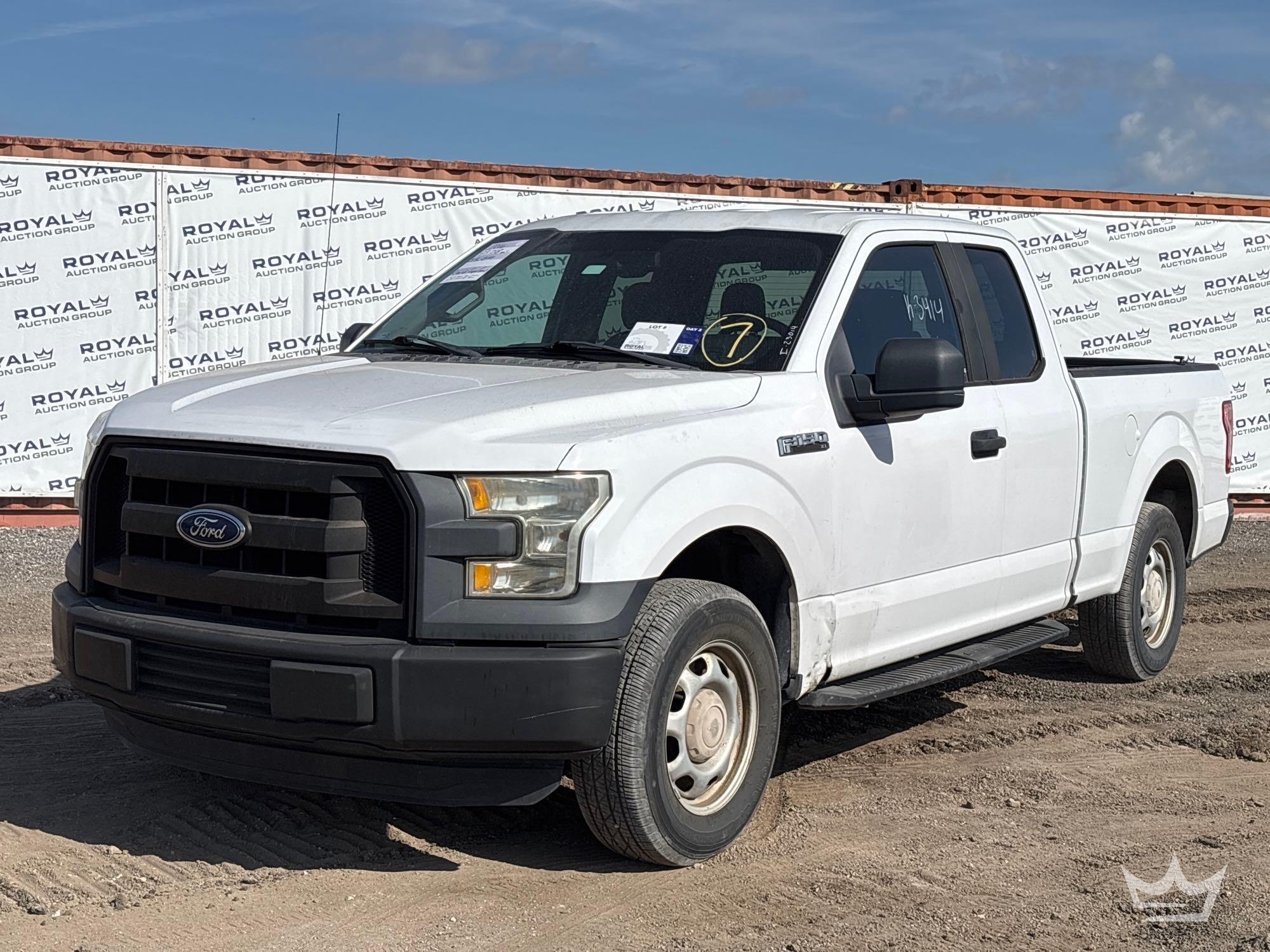 2016 Ford F-150 Ext. Cab Pickup Truck (A61568)