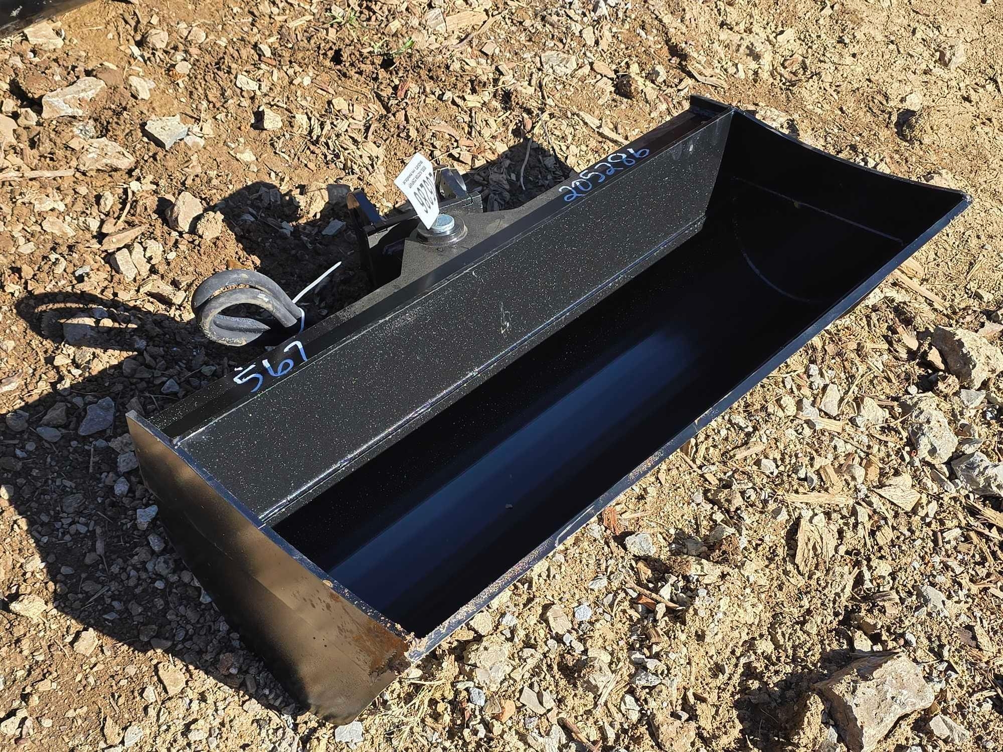 UNUSED FUTURE 32" HYD TILTING BUCKET (A52706)