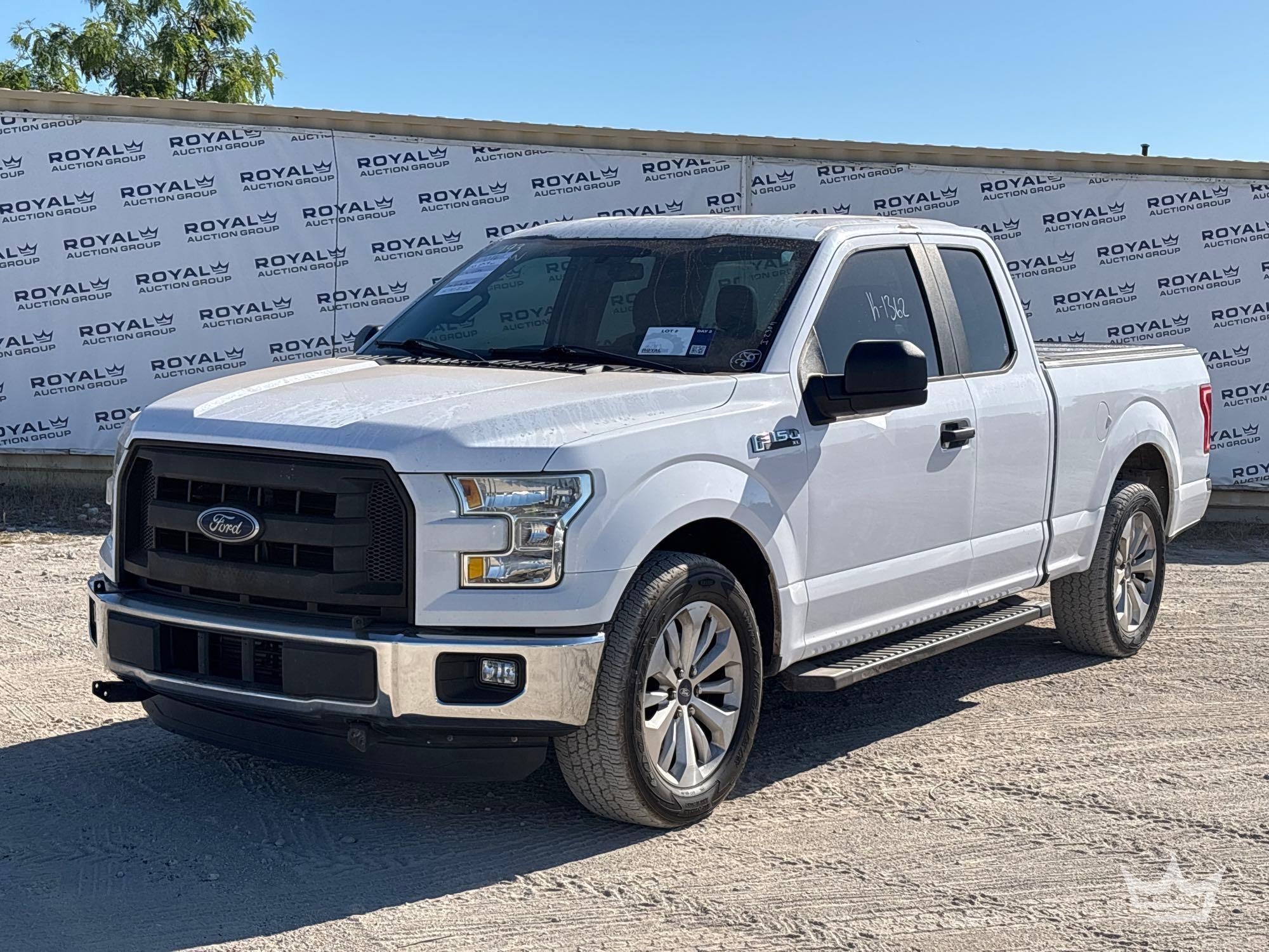 2016 Ford F-150 Ext. Cab Pickup Truck (A61568)