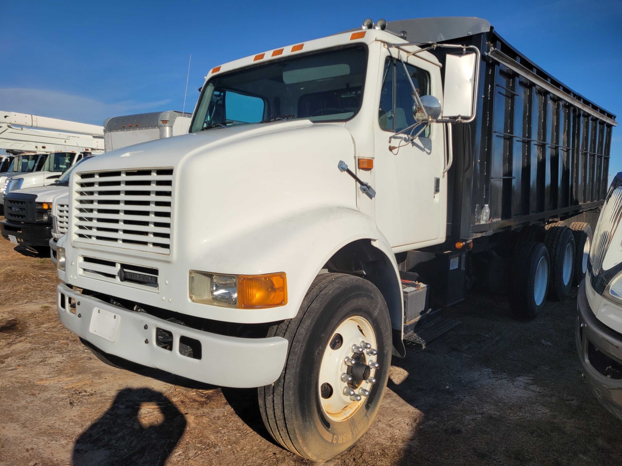 1999 International F-8100 Truck (A62613)