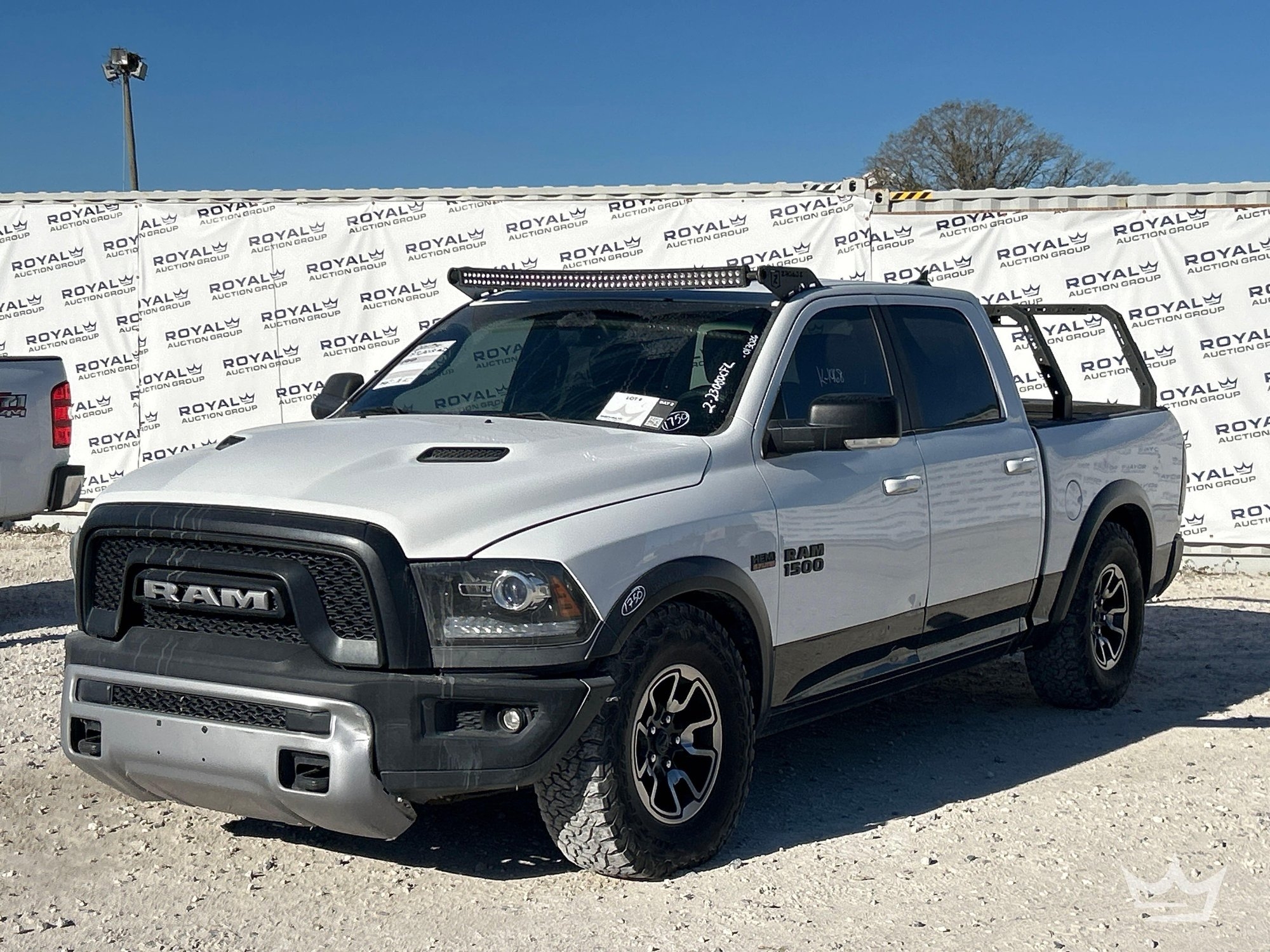 2017 Ram 1500 4x4 Crew Cab Pickup Truck (A61568)