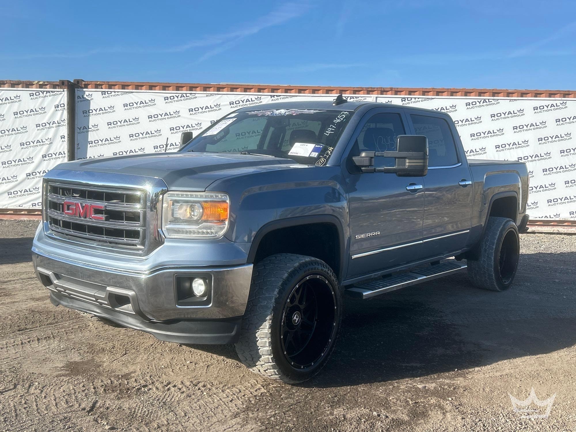2015 GMC Sierra 1500 Crew Cab Pickup Truck (A61573)