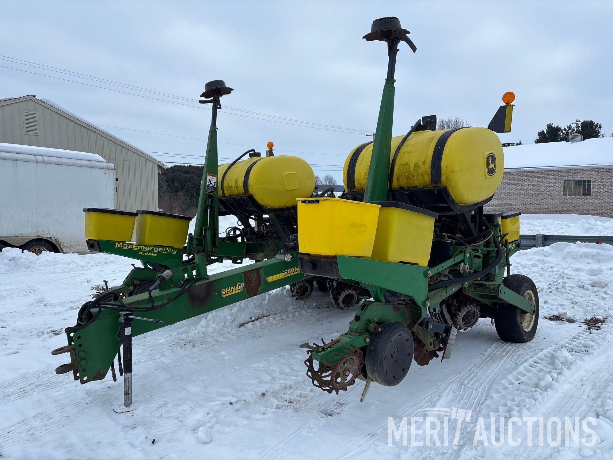 2001 John Deere 1760NT Planter (A63109)