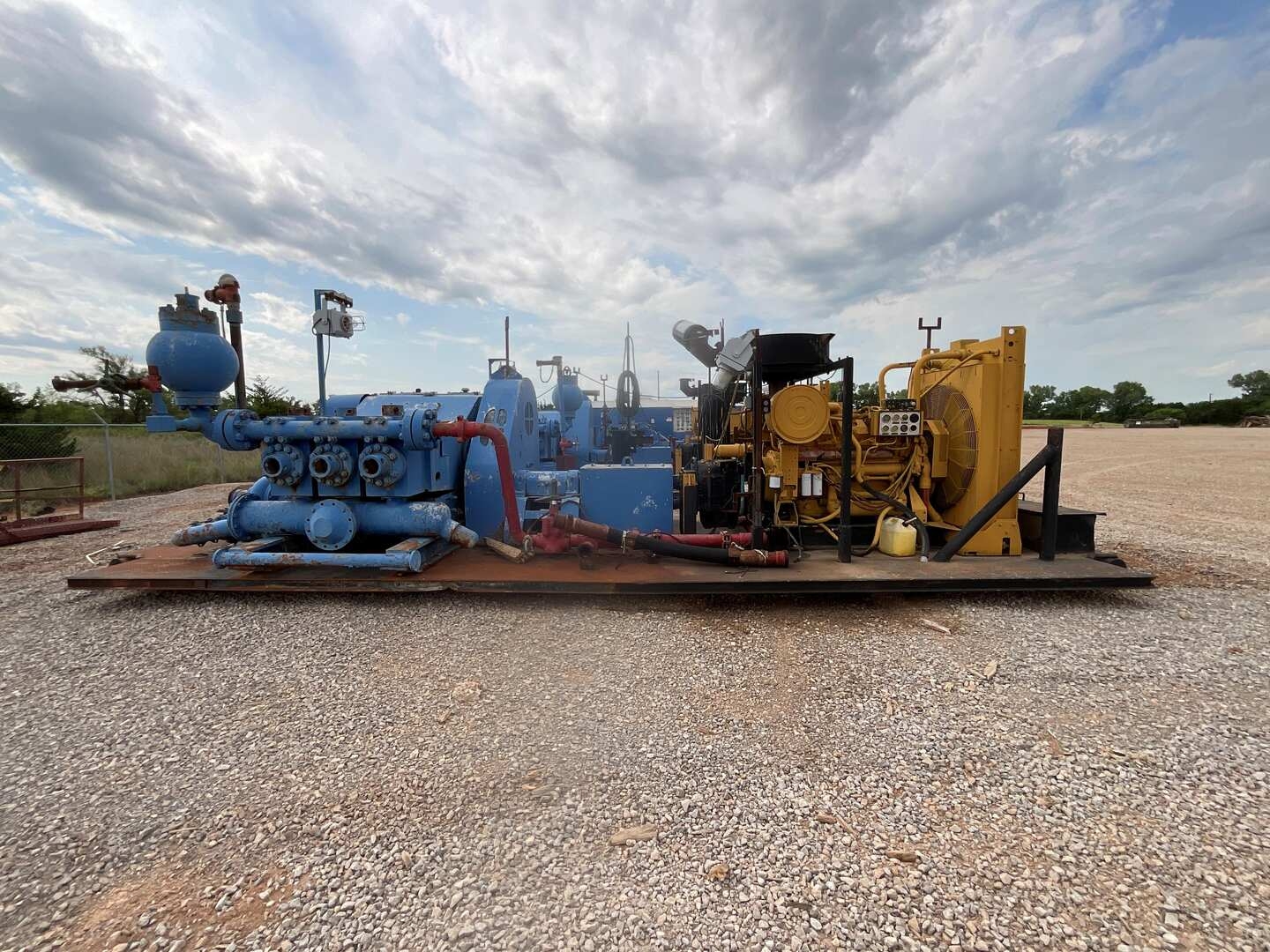 MAXUM 1000 TRIPLEX PUMP POWERED BY 3412 CATERPILLAR ENGINE (A50854)