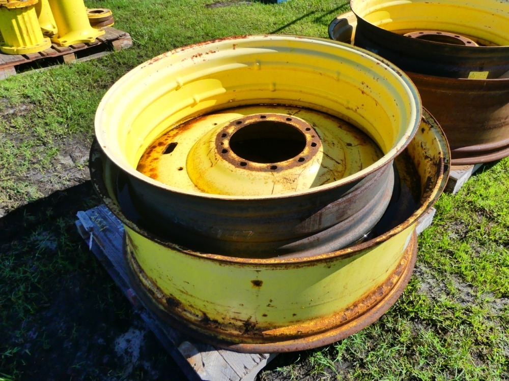 (4)Tractor rims (A53316)