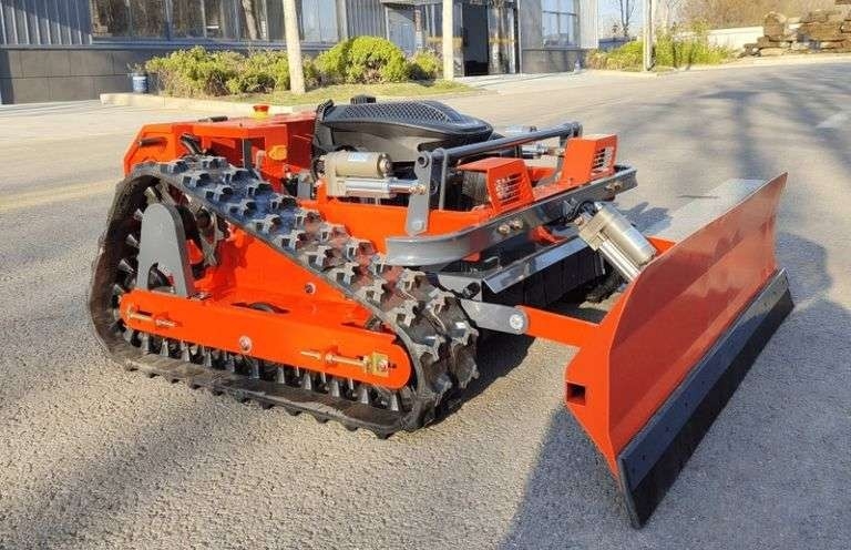 TPM RM900SB All Terrain Remote Controlled Weed and Brush Mower (New/Unused) (A59225)