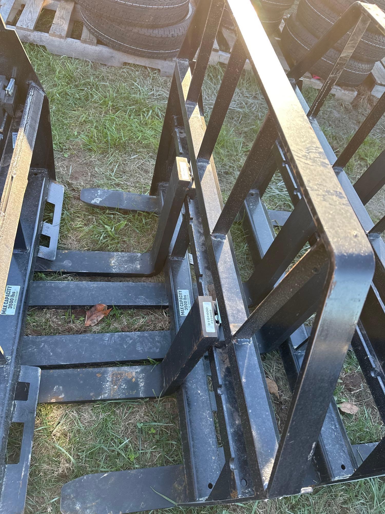 Quick Attach Pallet Forks (A47477)