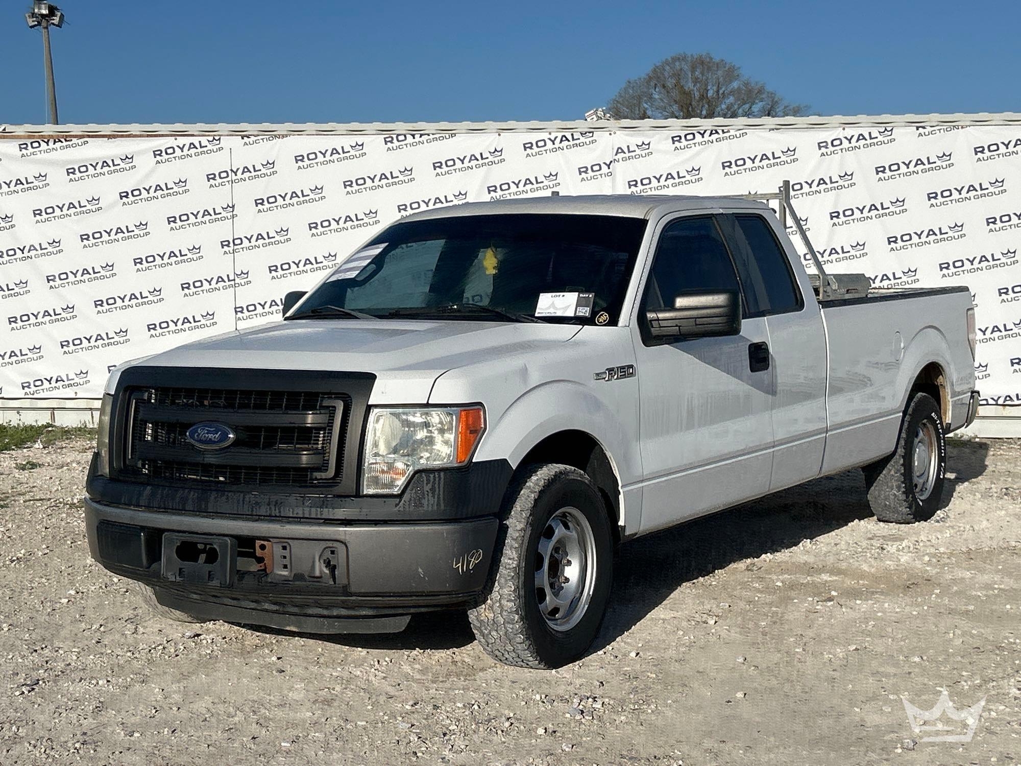 2014 Ford F-150 Ext. Cab Pickup Truck (A61573)