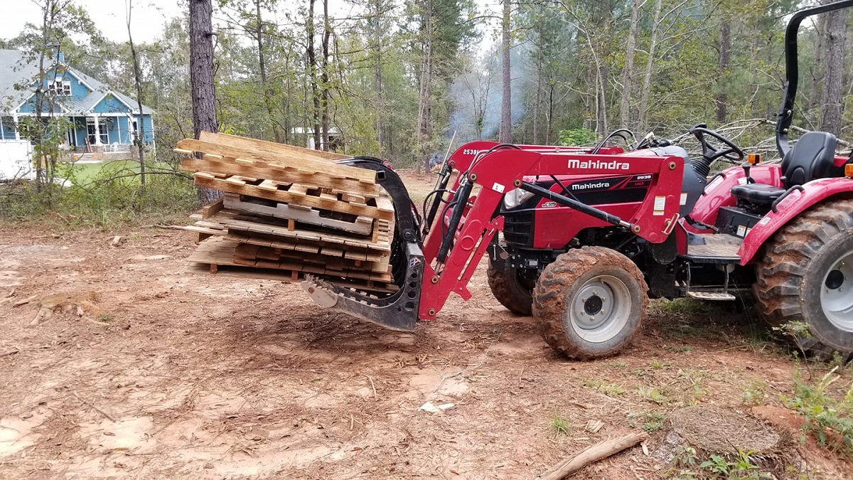 60singleMahindra253841s.jpg