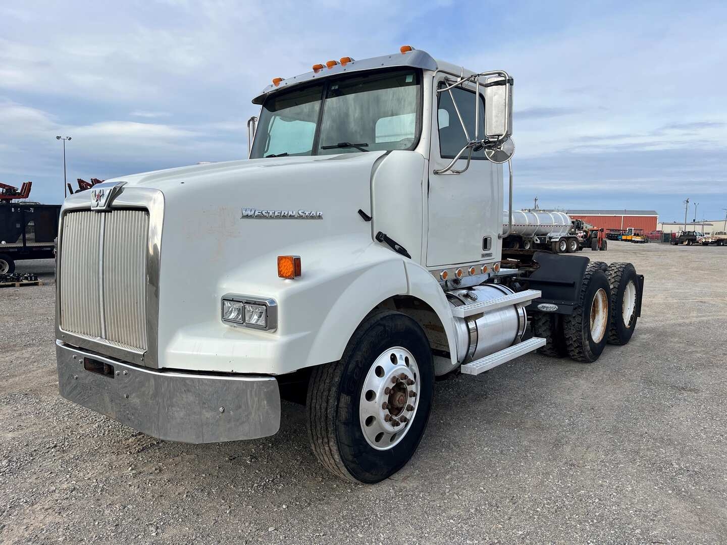 2016 WESTERN STAR 4900 SB DAY CAB (A58214)