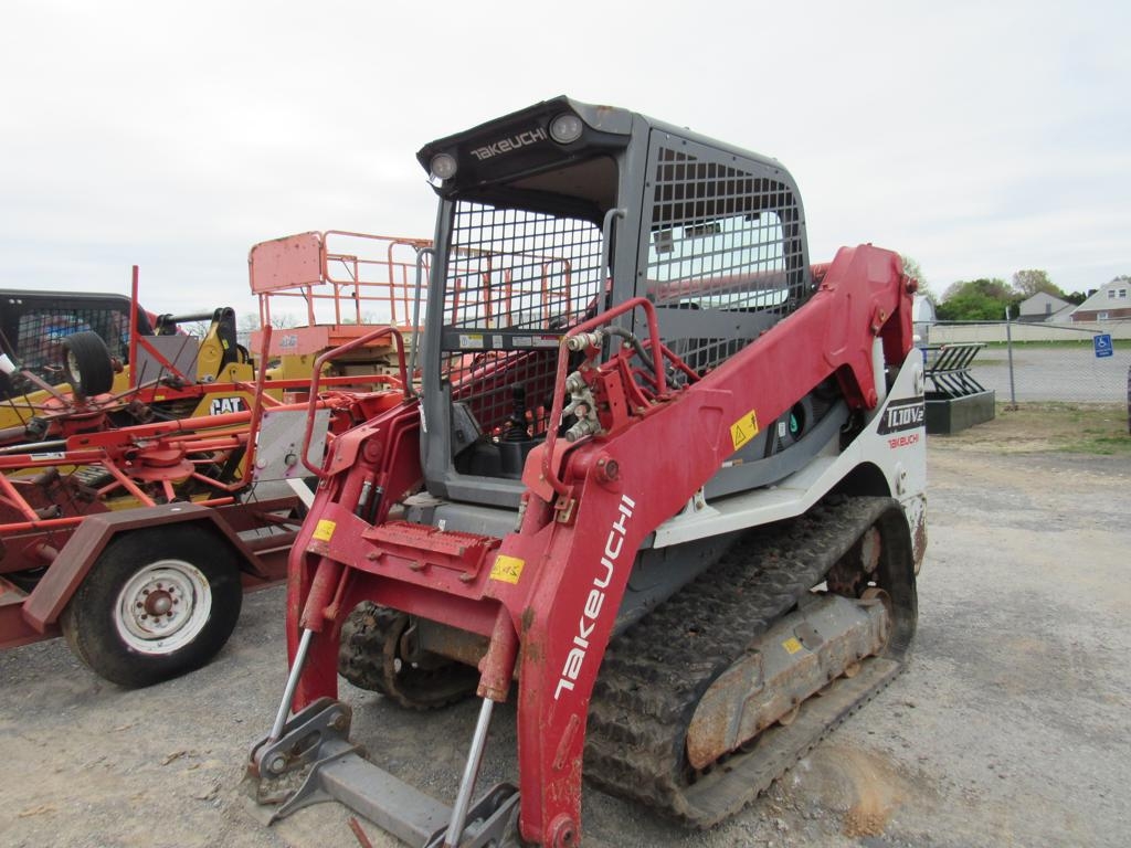 2019 Takeuchi TL10V2 Skidsteer Loader (A49251)