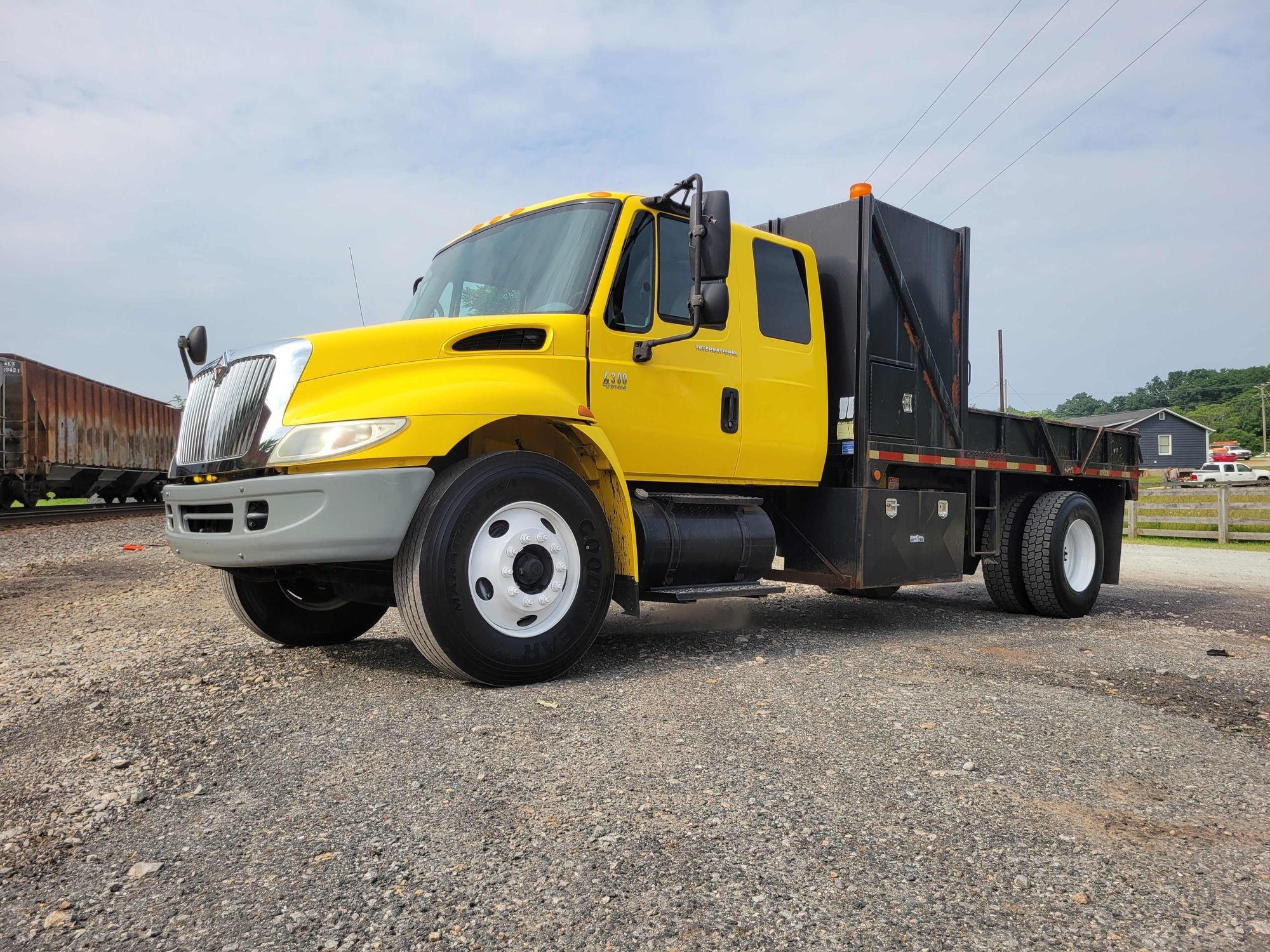 2003 International 4300 Flatbed Dump 571557 (A62613)