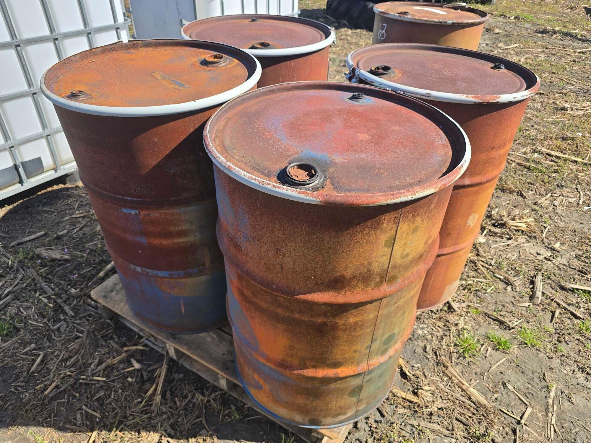 DRUMS ON A PALLET (A63291)