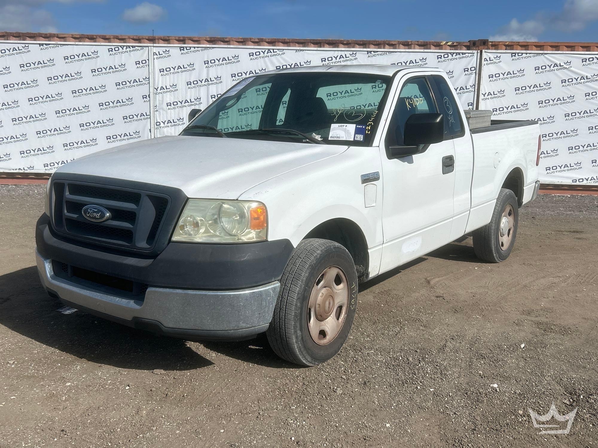 2005 Ford F-150 Ext Cab Pickup Truck (A61573)