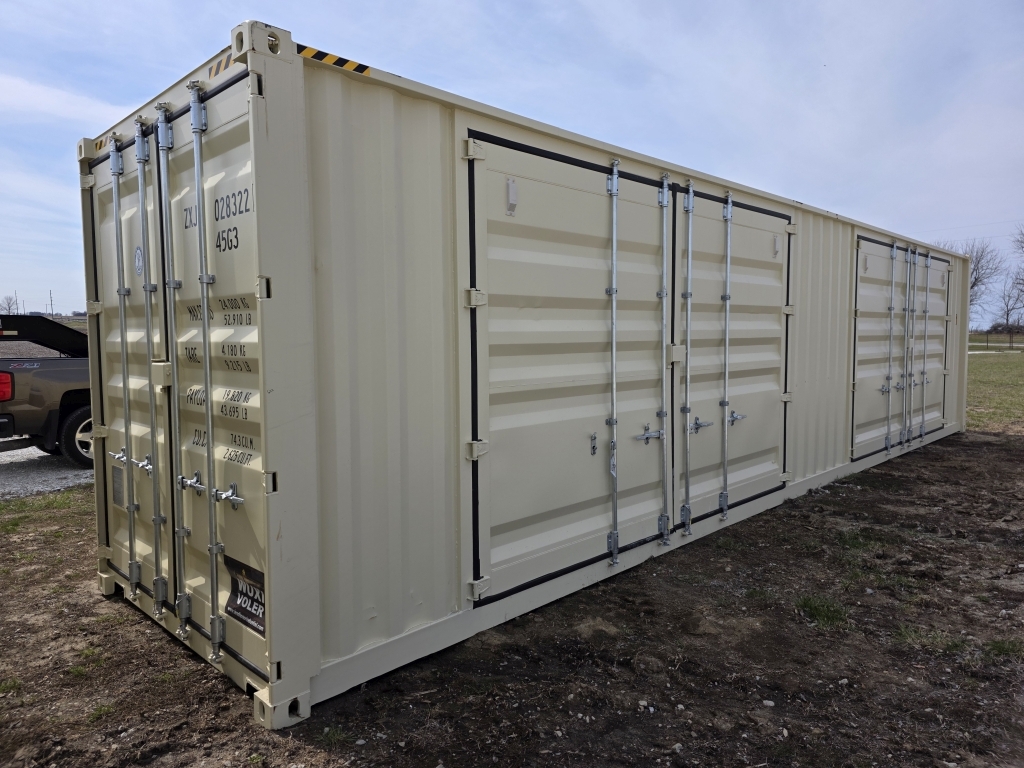 40' Shipping Container (A66285)