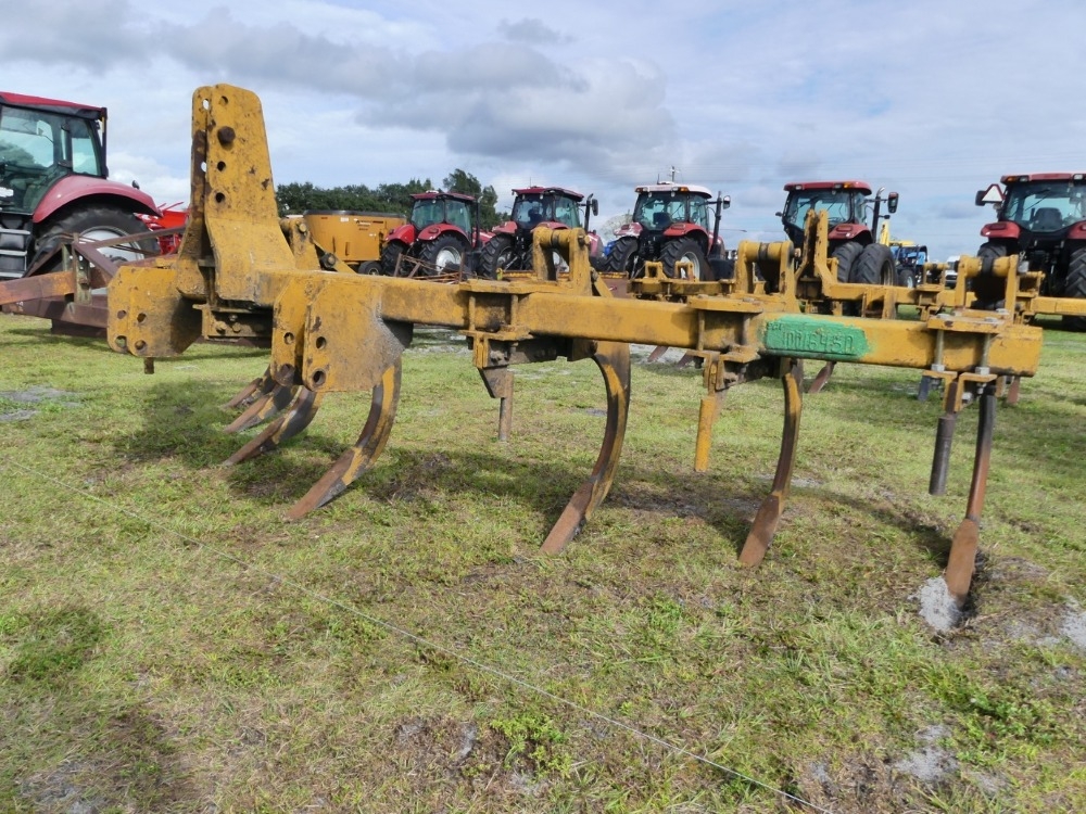 15' 7 Shank V Ripper (A57148)