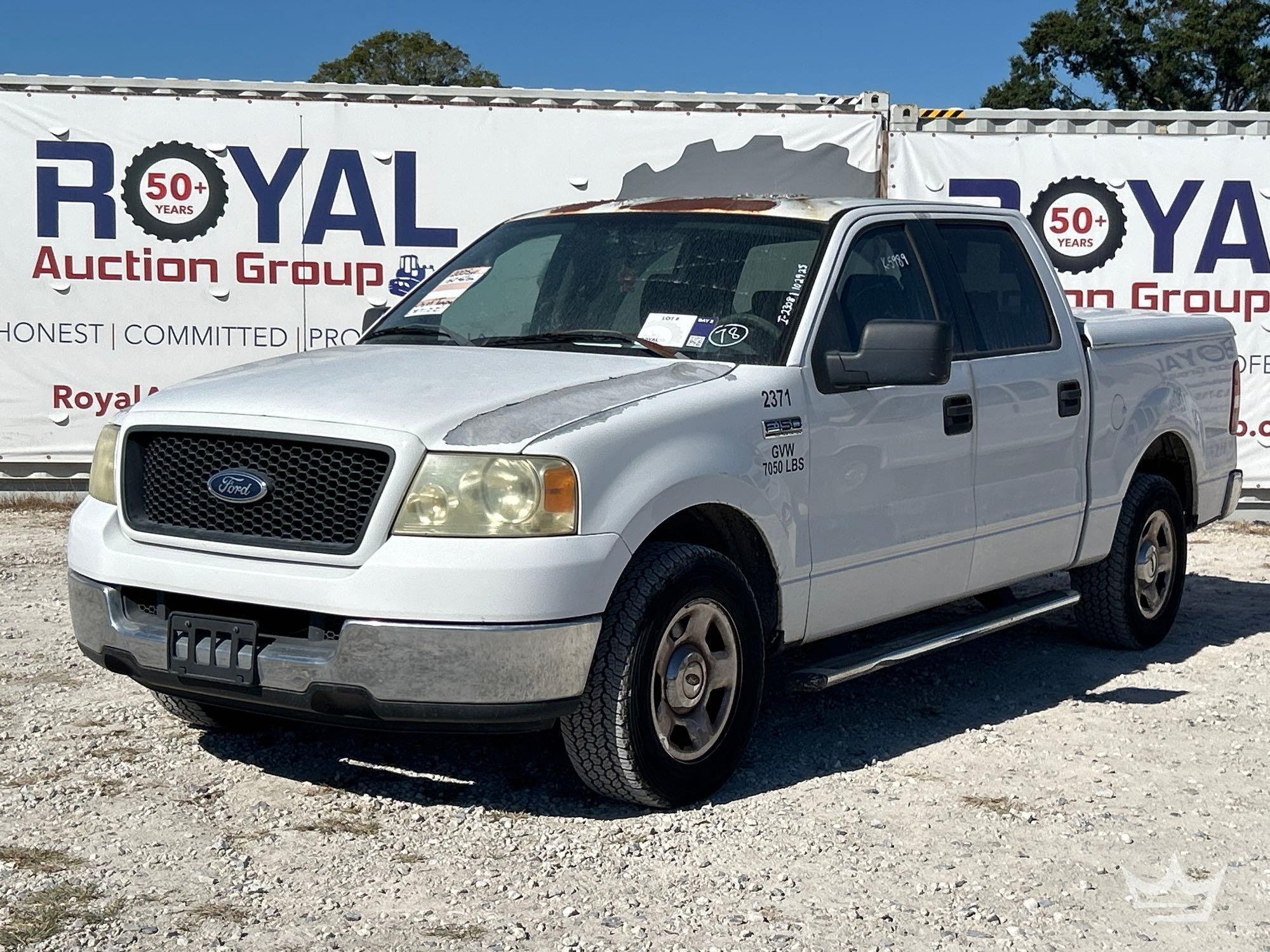 2005 Ford F-150 Crew Cab Pickup Truck (A55852)