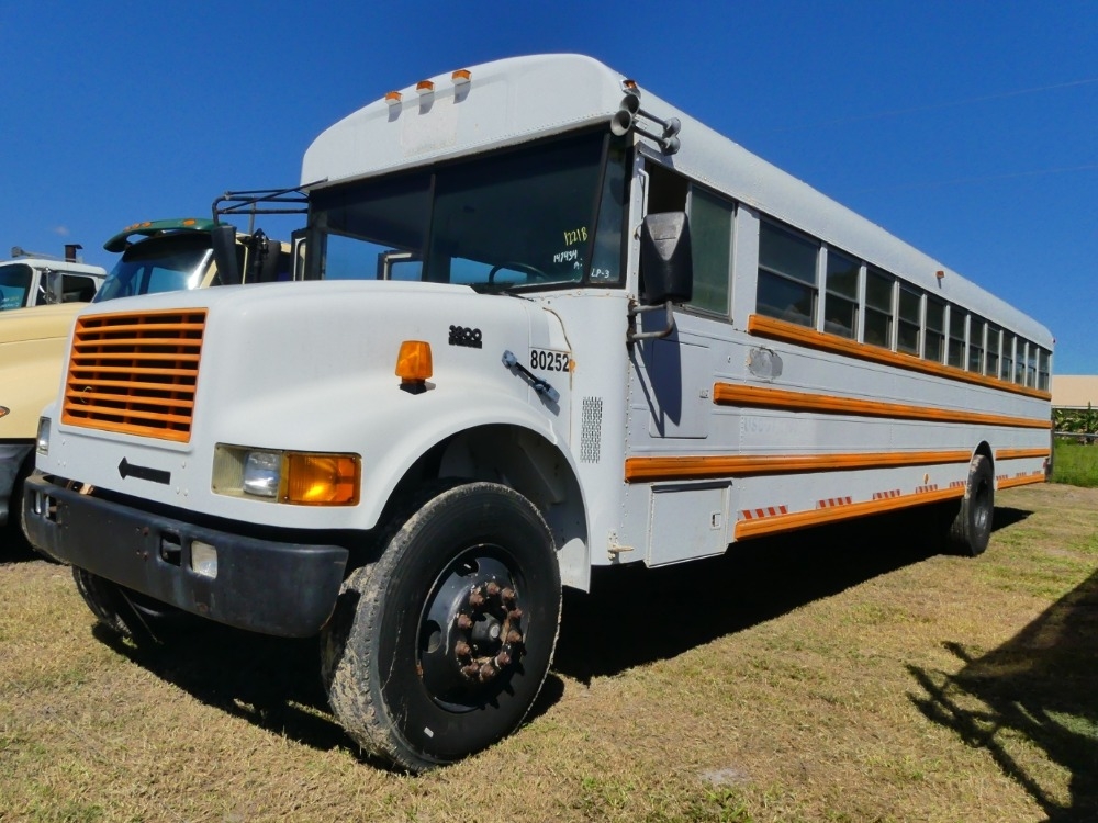 1998 International 3800 DT466E (A53314)